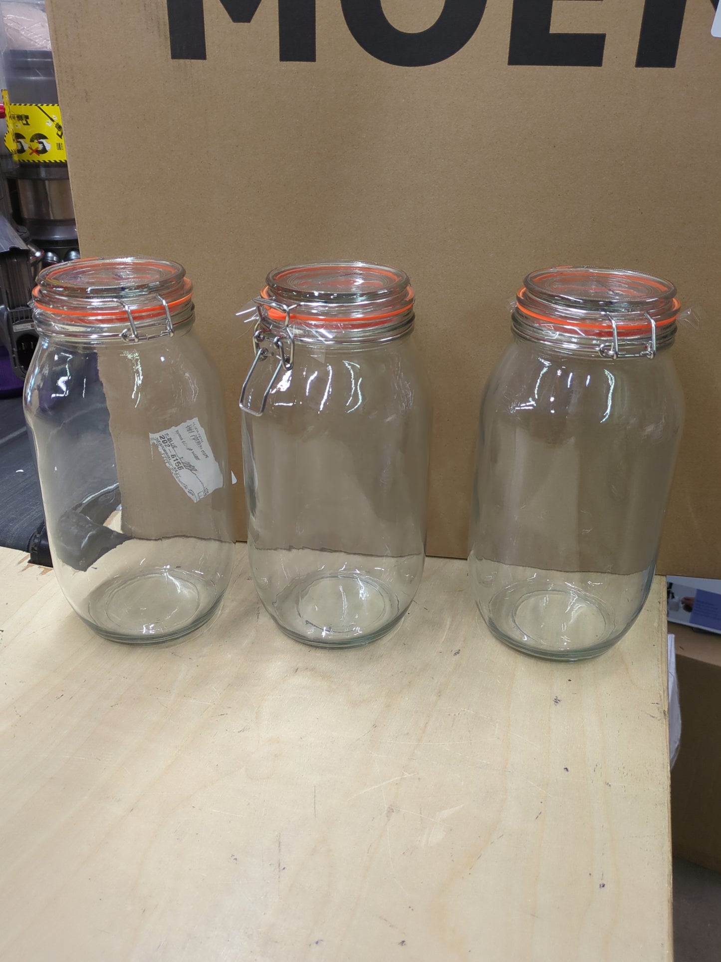 NEW - Simpli-Magic Airtight Glass Canister with Lids 78oz (Set of 3) Food Storage, 78 Ounce - Retail $28