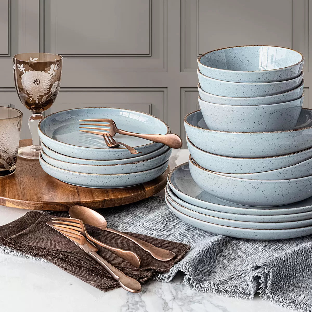 NEW Costco Over Back Blue Stoneware Dinnerware Set 16 Piece R PDX Deals