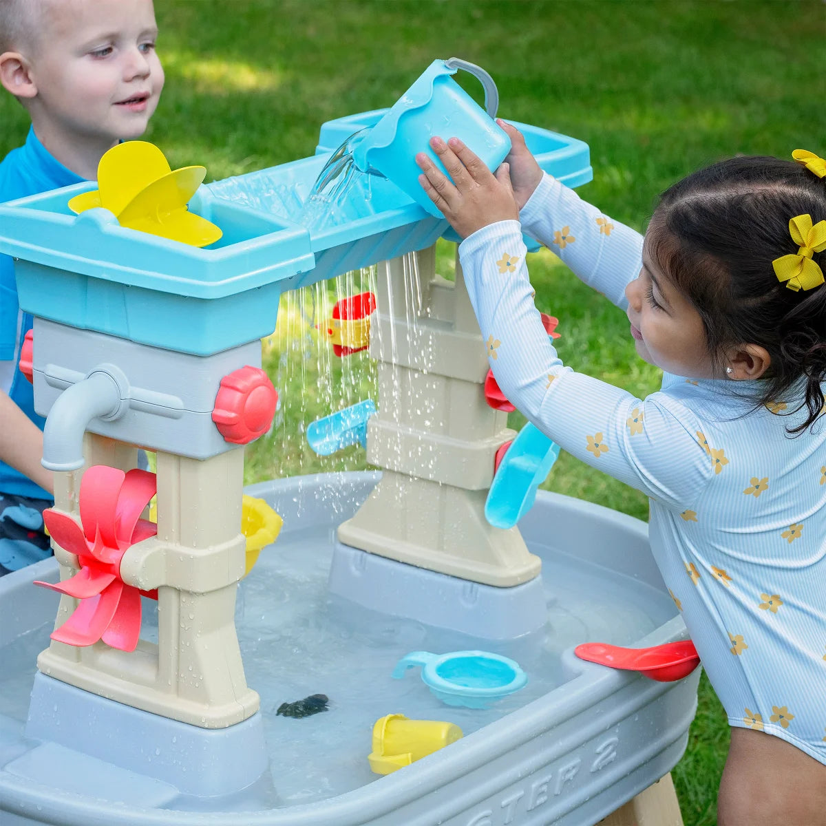 Step2 Rain Showers & Flow Water Table - Retail $89