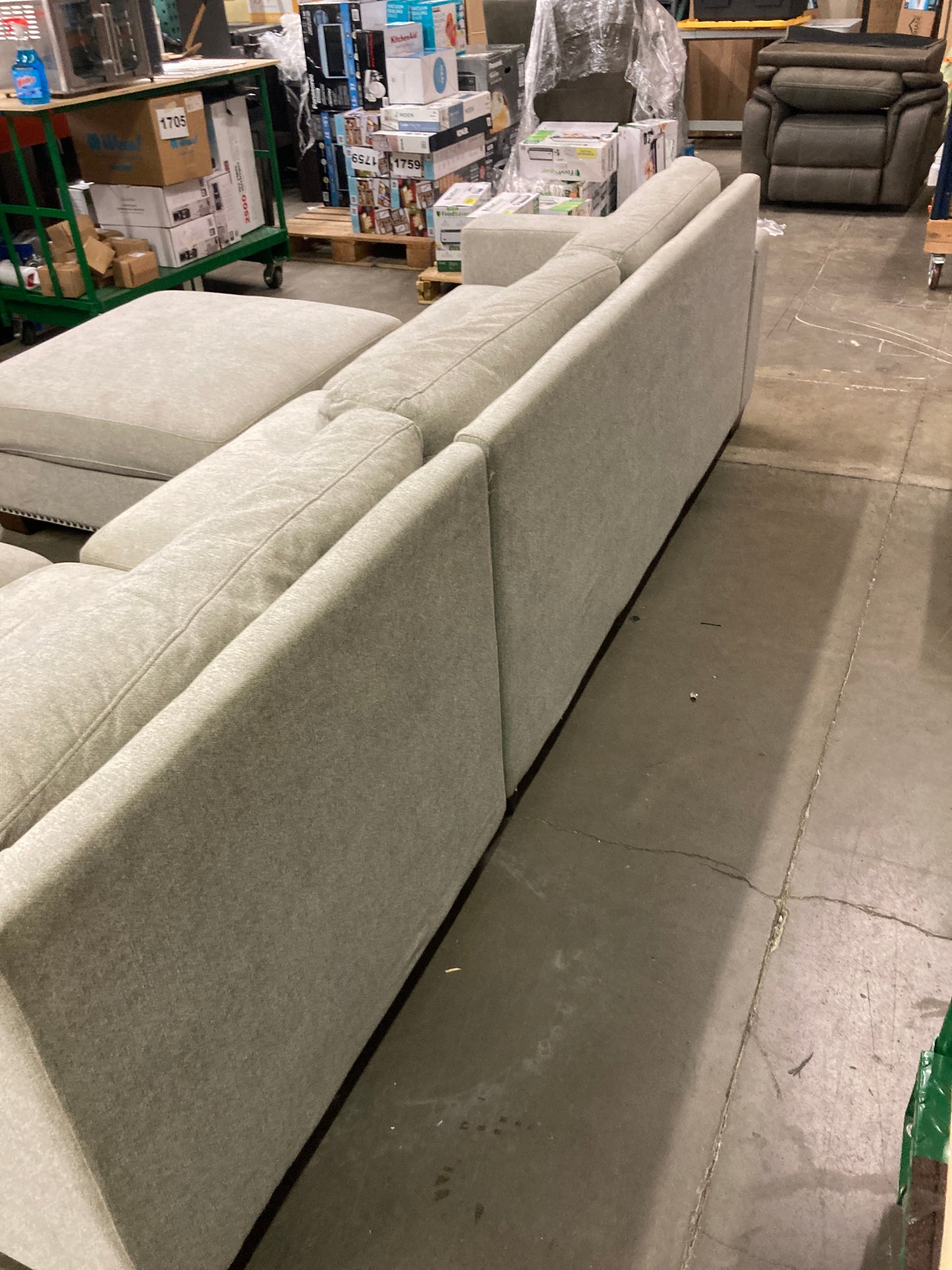 Costco - Thomasville Artesia Fabric Sectional with Ottoman - Retail $999 Default Title