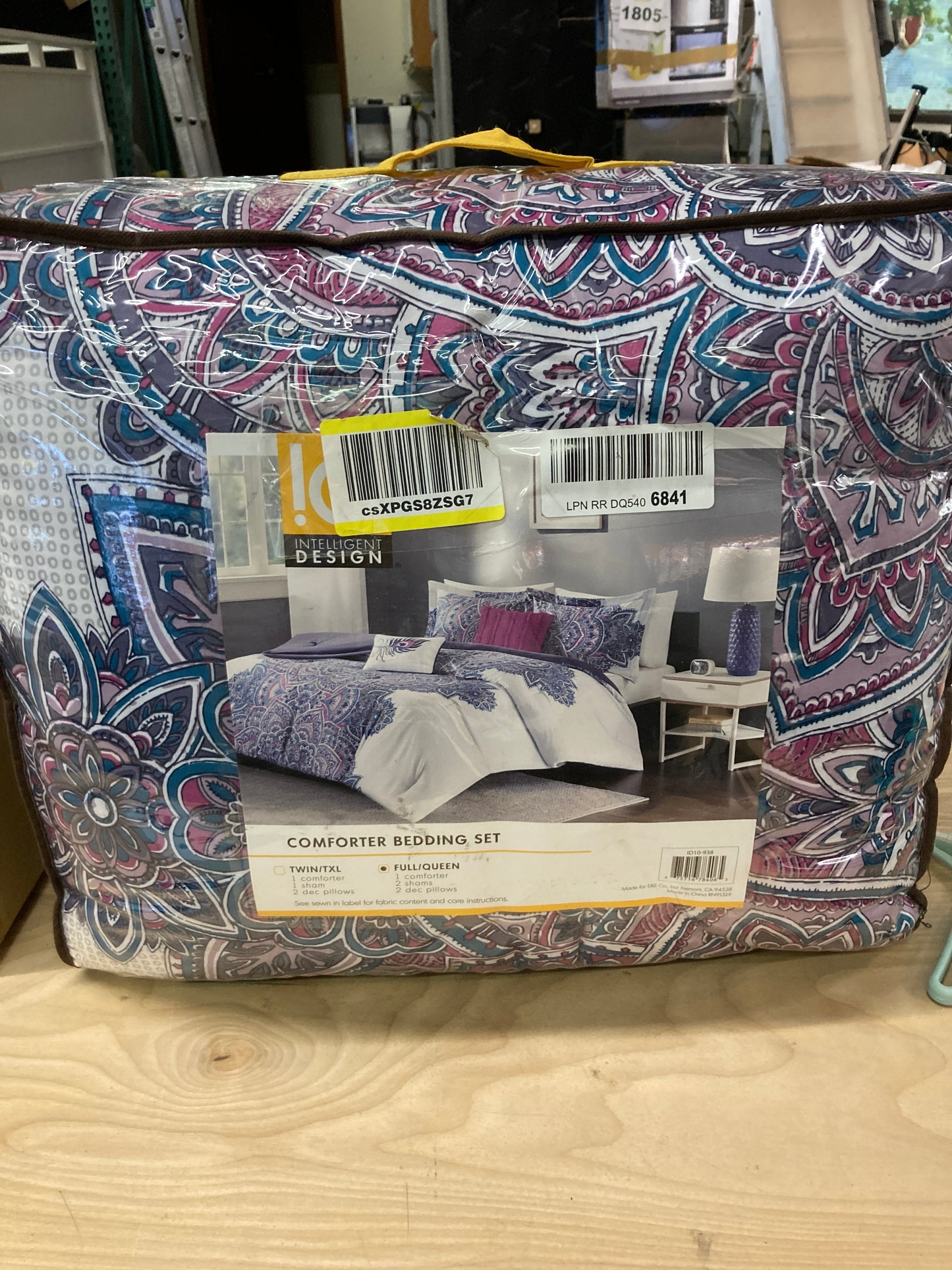Intelligent Design Mila Comforter Bed Sets – All Season Ultra Soft Microfiber Teen Bedding - Perfect For Dormitory-Great For Guest and Girls Bedroom, Full/Queen, Medallion Purple 5 Piece Default Title