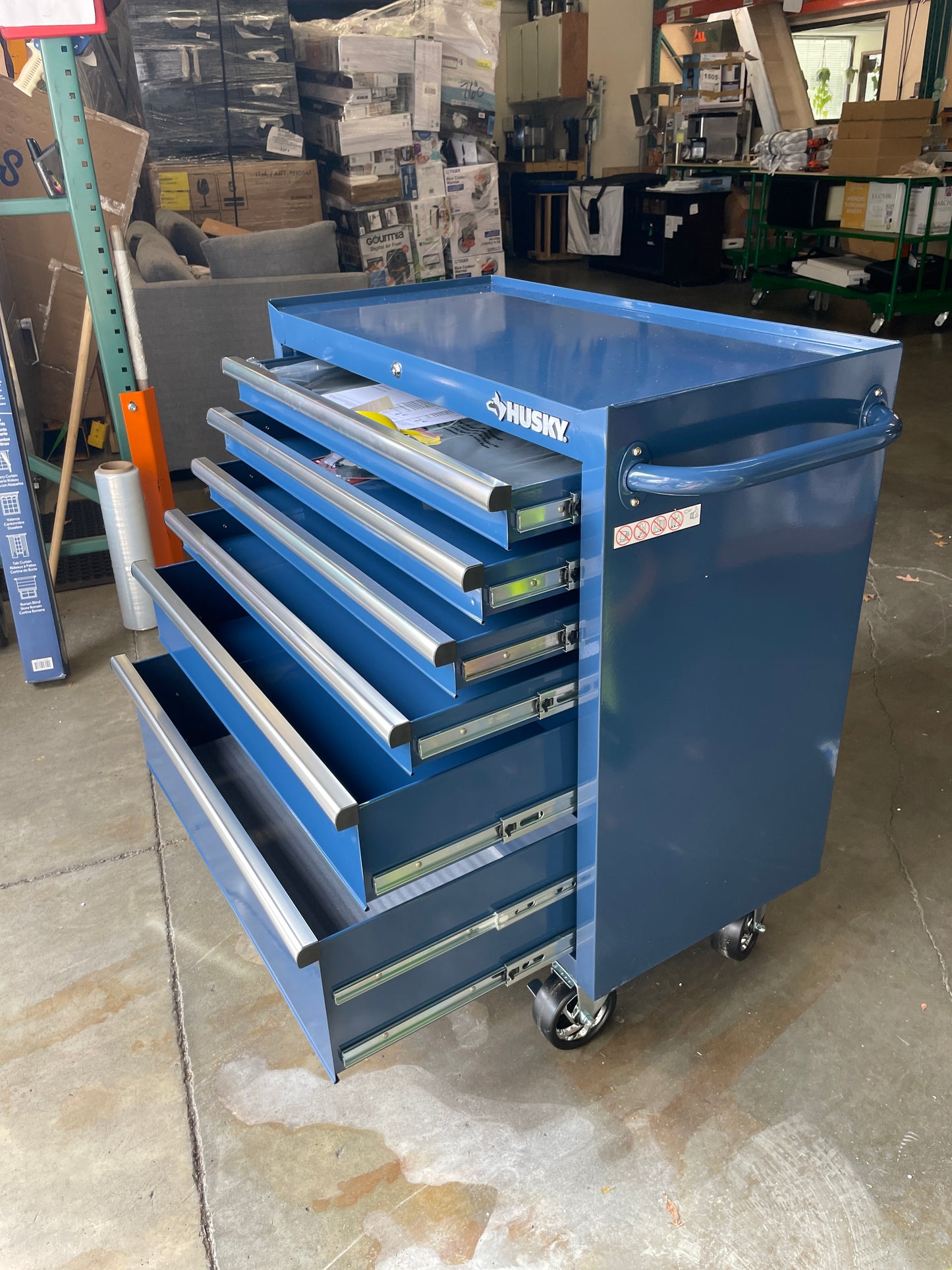 NEW IN BOX - Husky 36" 6-Drawer Blue Tool Chest - Retail $499
