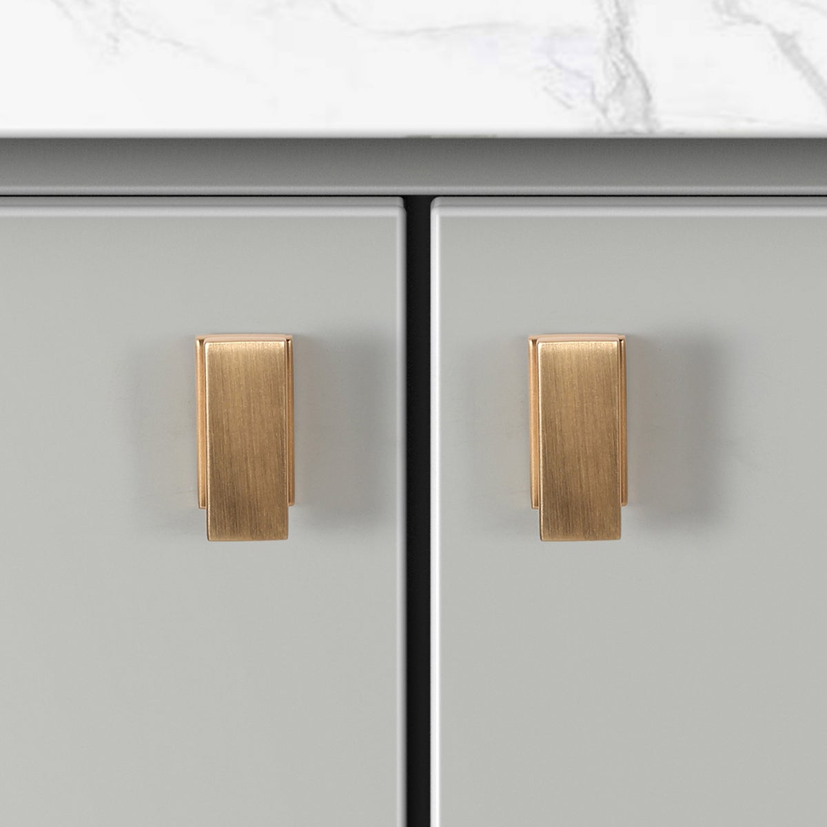 Hexa Series Modern 1.5 in. Rectangular Cabinet Knob from Sapphire Collection - Retail $1.79