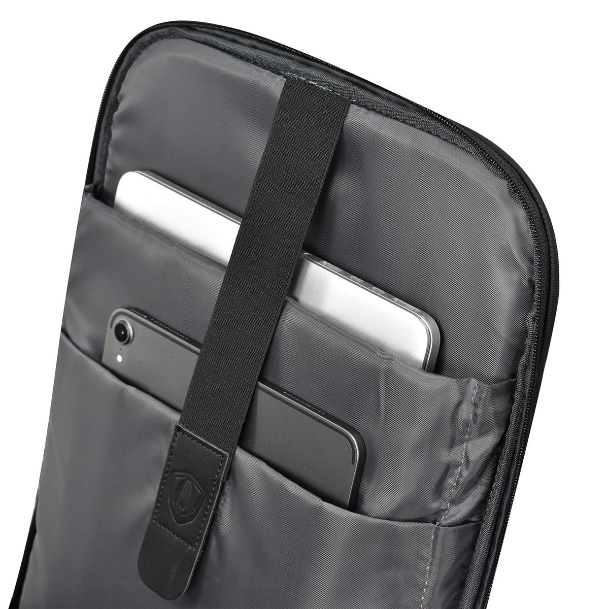 Traveler's Choice Breenon 19" Laptop Backpack - Retail $70