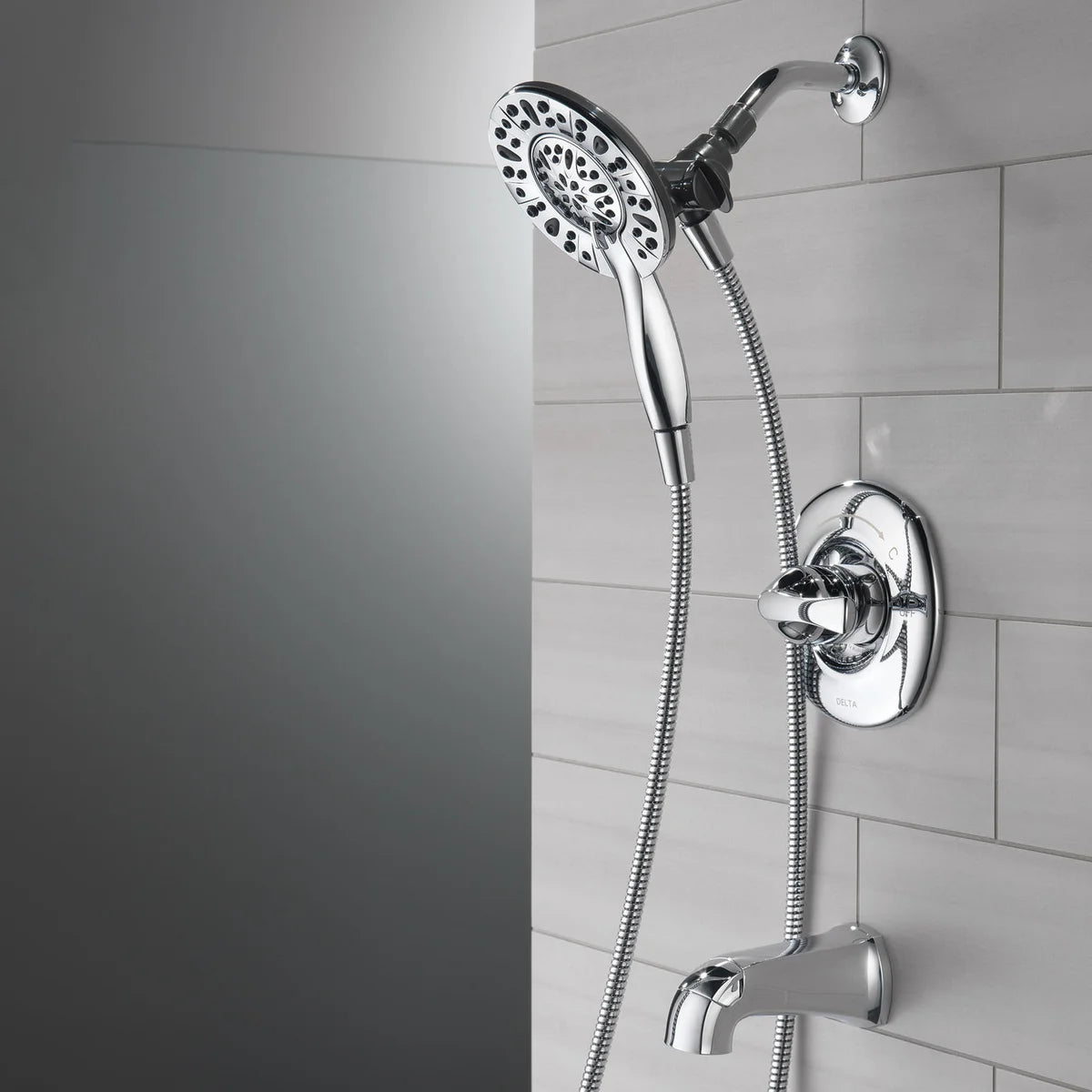 Delta Larkin Bathtub & Shower Faucet with In2ition Shower Head - Retail $137