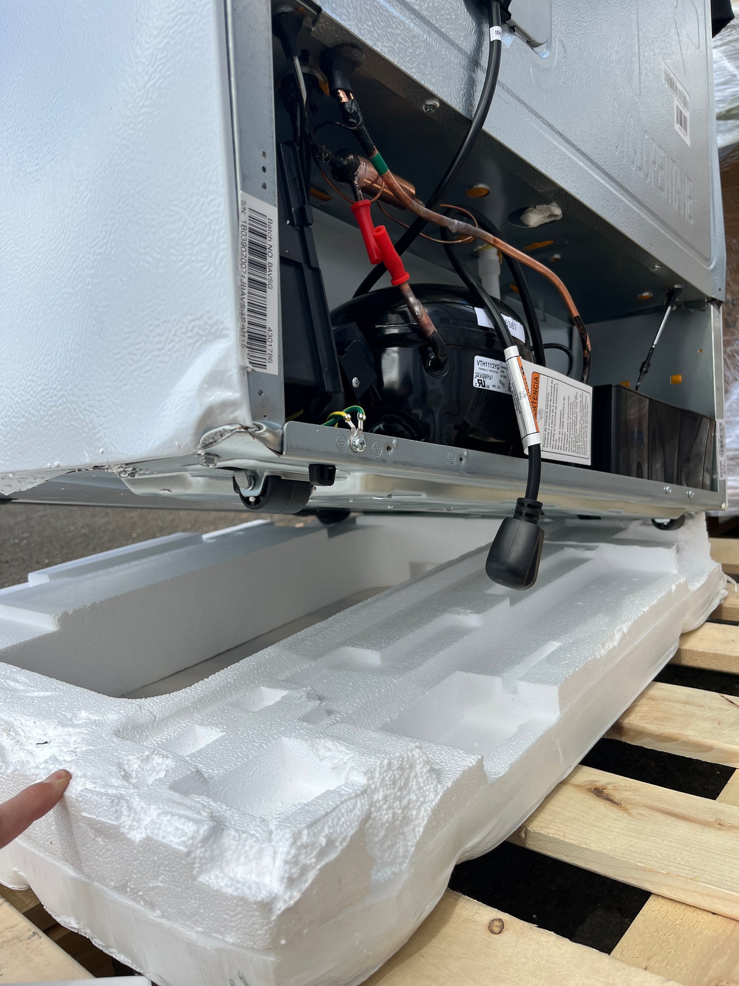 HS CFU14N6AWE 13.6 CUFT - Retail $449