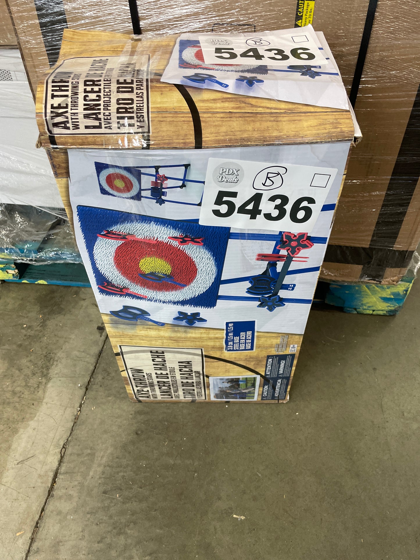 AXE THROW SET - Retail $69