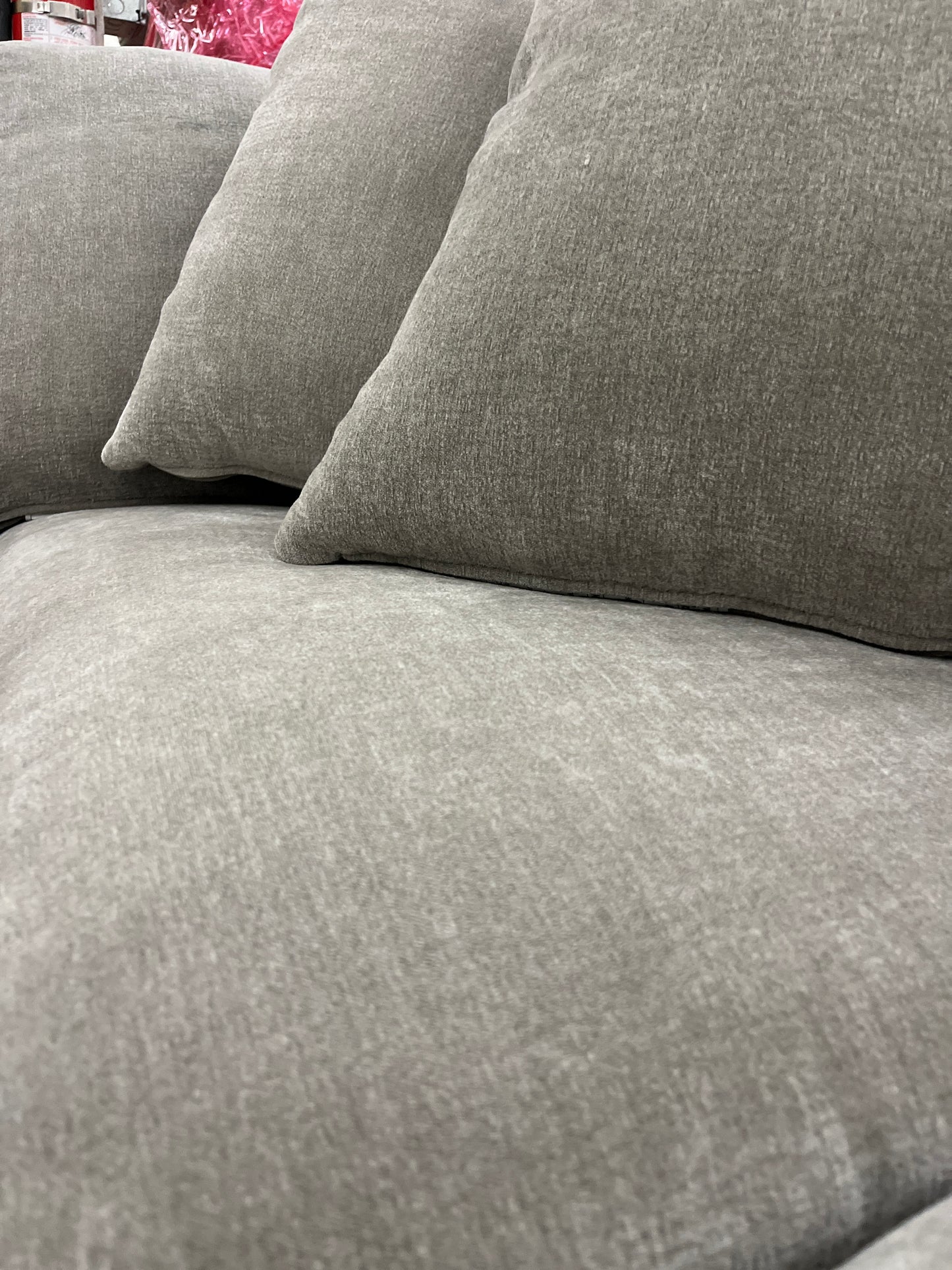 Like NEW - Costco - Sereen 6-piece Fabric Modular Sectional, Light Brown - Retail $2399