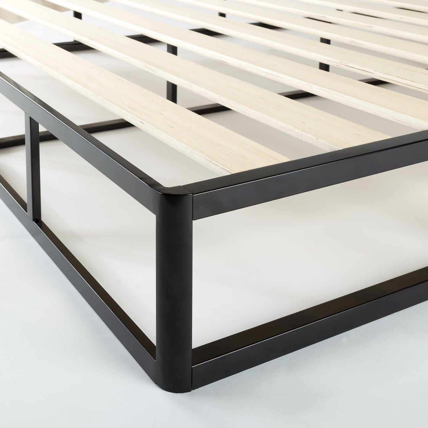 NEW - ZINUS Metal Box Spring with Wood Slats, 7.5 Inch Mattress Foundation, Sturdy Steel Structure, Easy Assembly, Queen - Retail $159