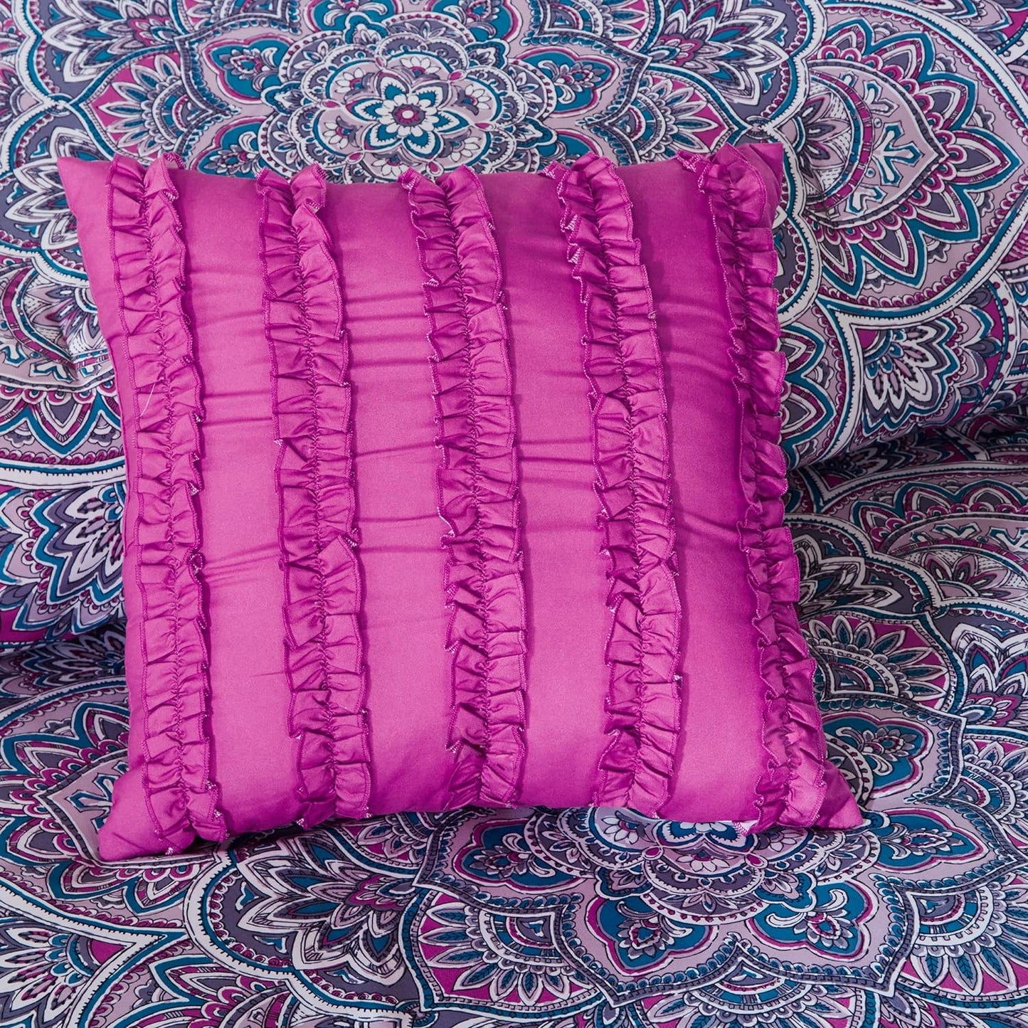 NEW - Intelligent Design Mila Comforter Bed Sets – All Season Ultra Soft Microfiber Teen Bedding - Perfect For Dormitory-Great For Guest and Girls Bedroom, Full/Queen, Medallion Purple 5 Piece - Retail $63