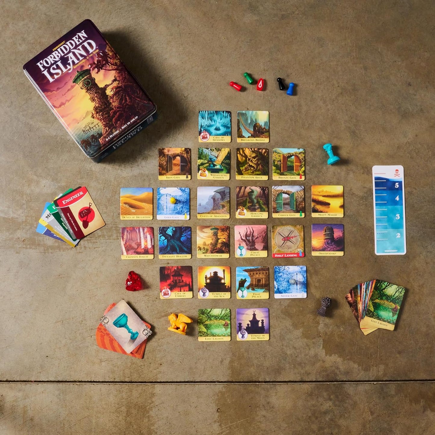 Gamewright - Forbidden Island - Cooperative Strategy Survival Board Game, 2-4 Players