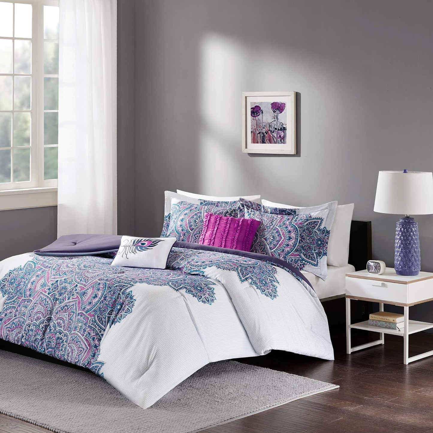 NEW - Intelligent Design Mila Comforter Bed Sets – All Season Ultra Soft Microfiber Teen Bedding - Perfect For Dormitory-Great For Guest and Girls Bedroom, Full/Queen, Medallion Purple 5 Piece - Retail $63