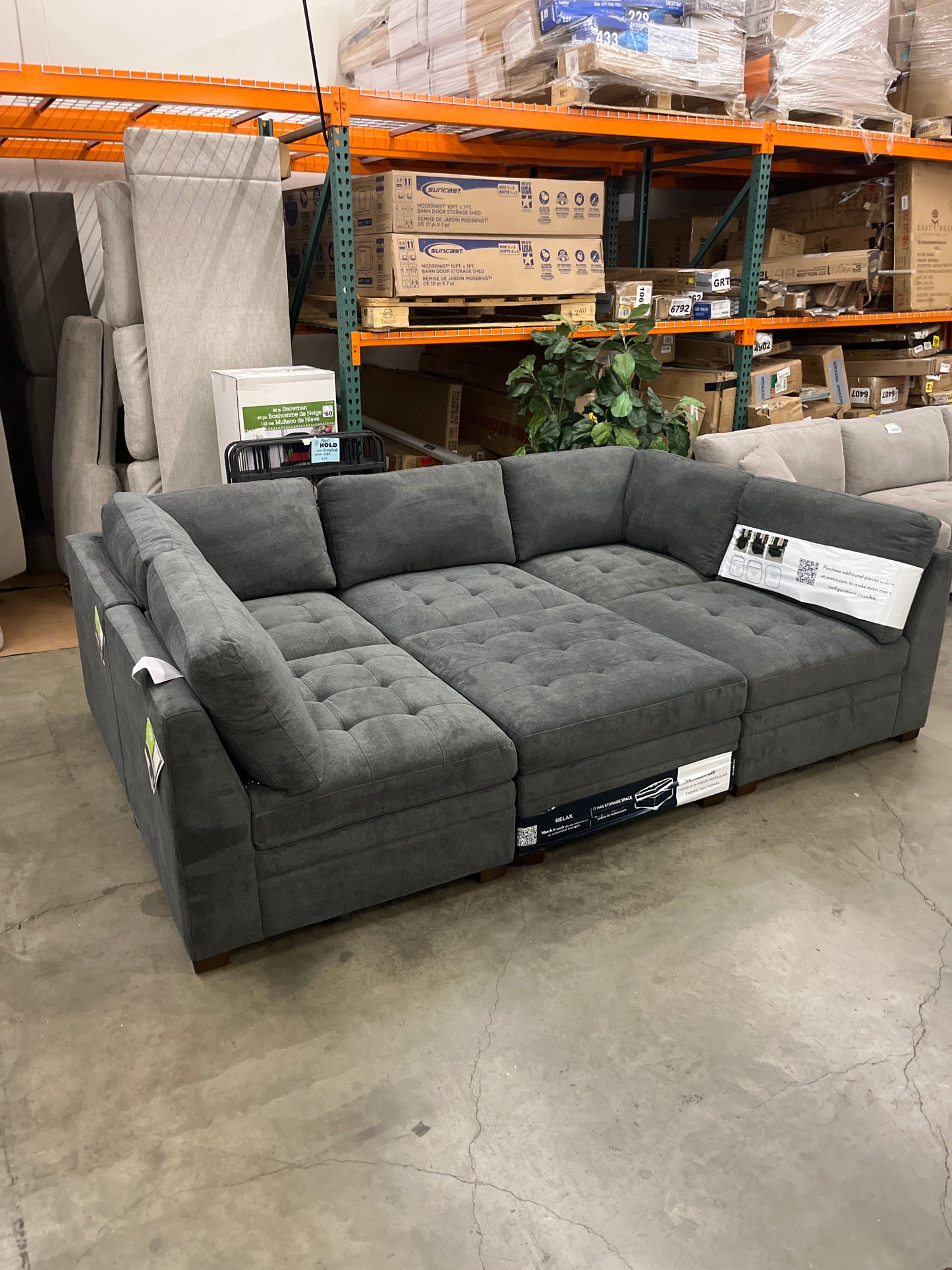 LIKE NEW - Thomasville Tisdale Fabric Sectional with Storage Ottoman
