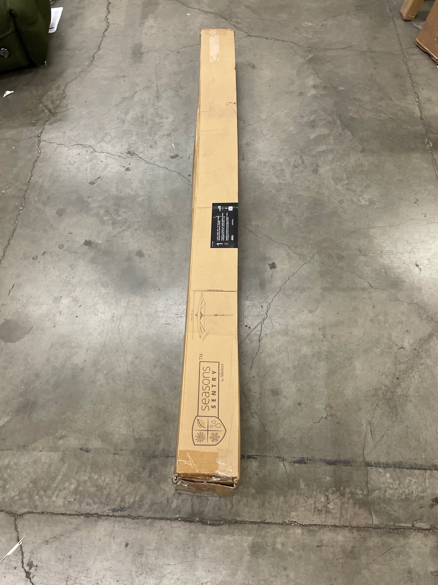 Seasons Sentry 8' x 11' Height Adjustable Market Umbrella - Retail $200