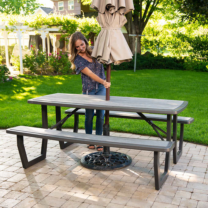 Lifetime Commercial 6ft Folding Picnic Table - Retail $259