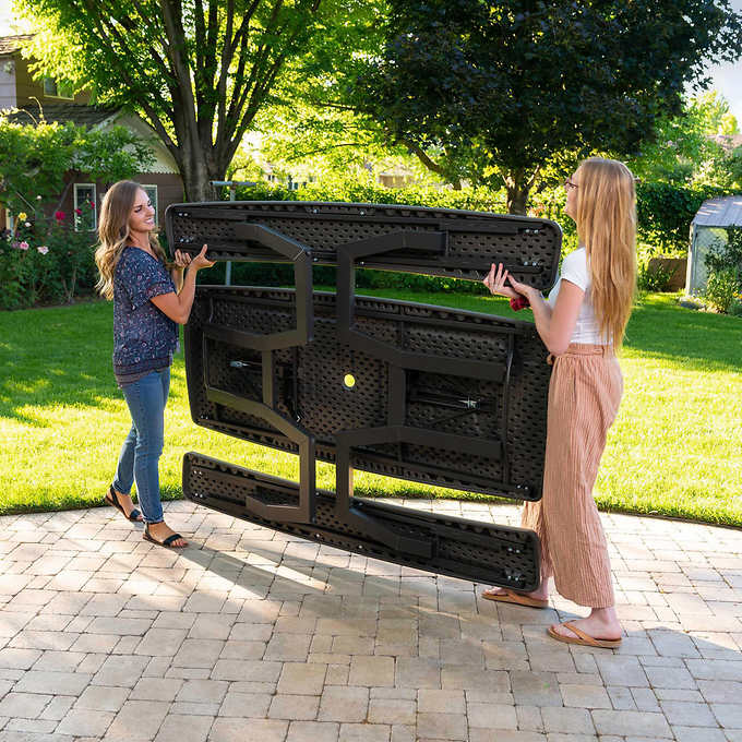 Lifetime Commercial 6ft Folding Picnic Table - Retail $259