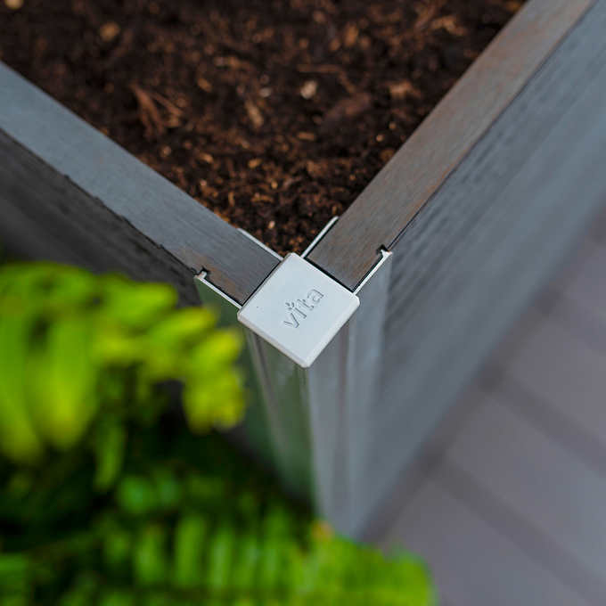 NEW - Costco - Vita Urbana 11' Parklette Planter Combo with Trellis - Retail $799