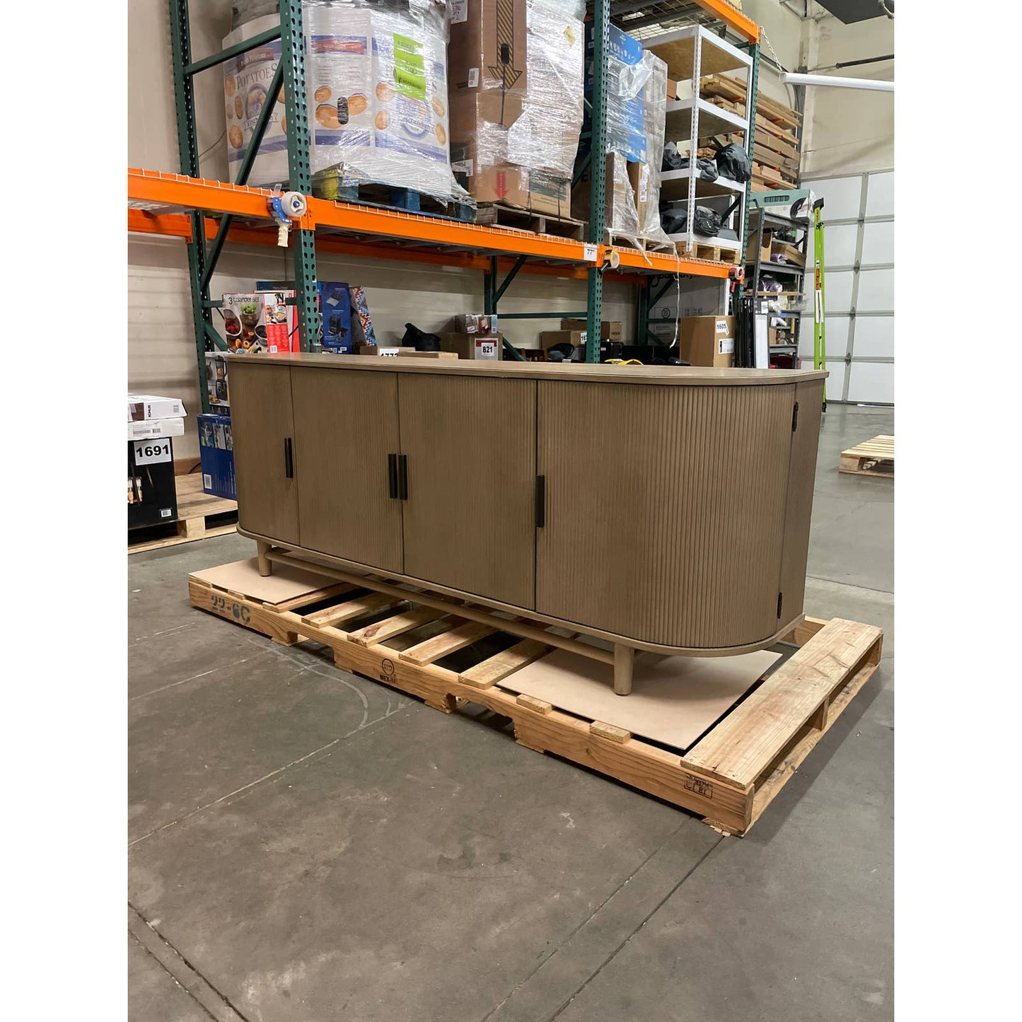 Like NEW - Costco - Valentina 80" Console - Retail $649