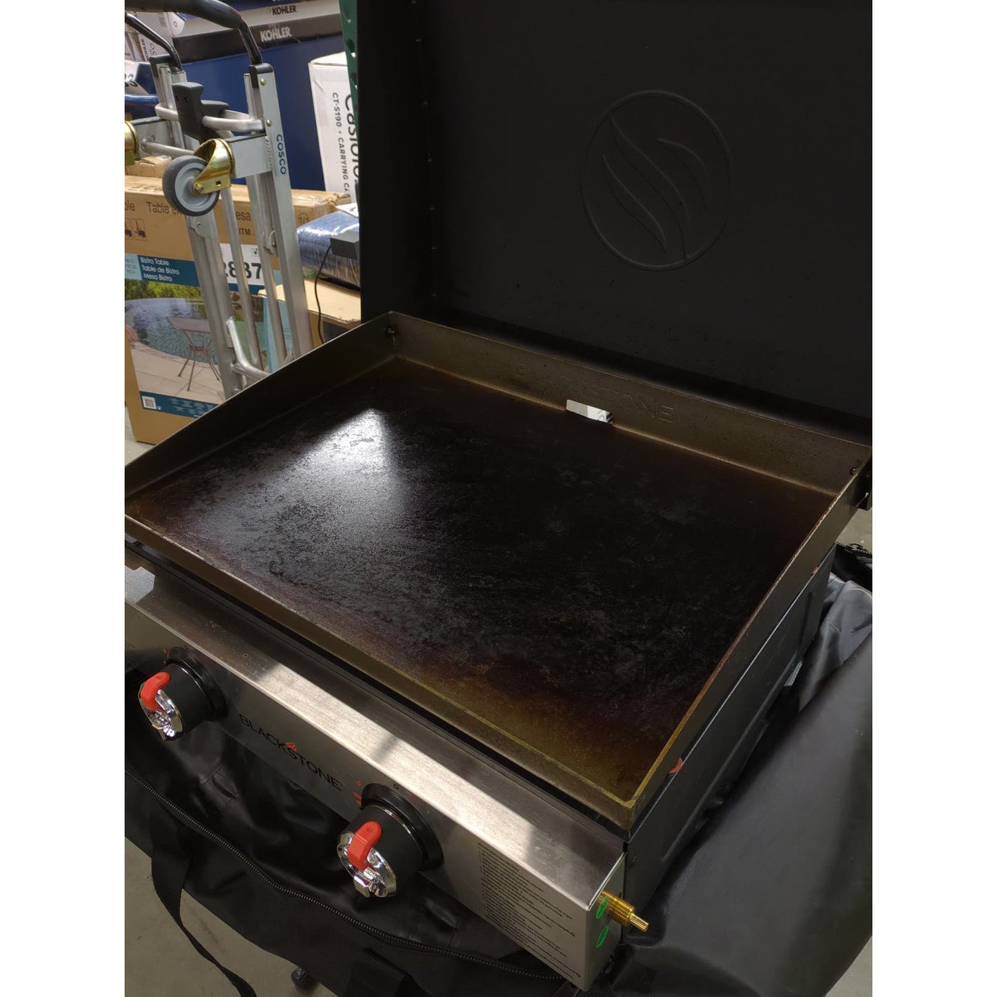 Blackstone Original 22in Griddle w/Hood and Carry Bag - Retail $199