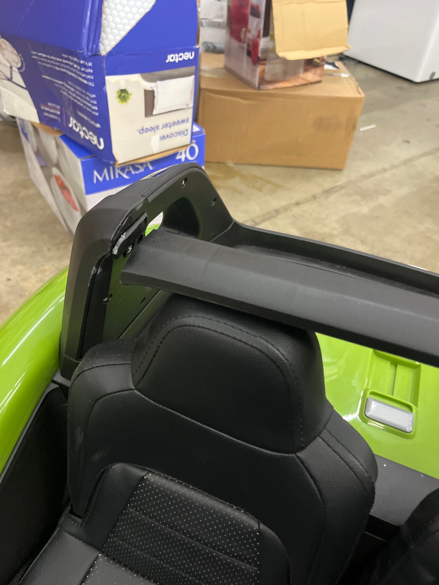 Costco Direct Volkswagen E-Buggy 12V Ride On Car Green - Retail $270