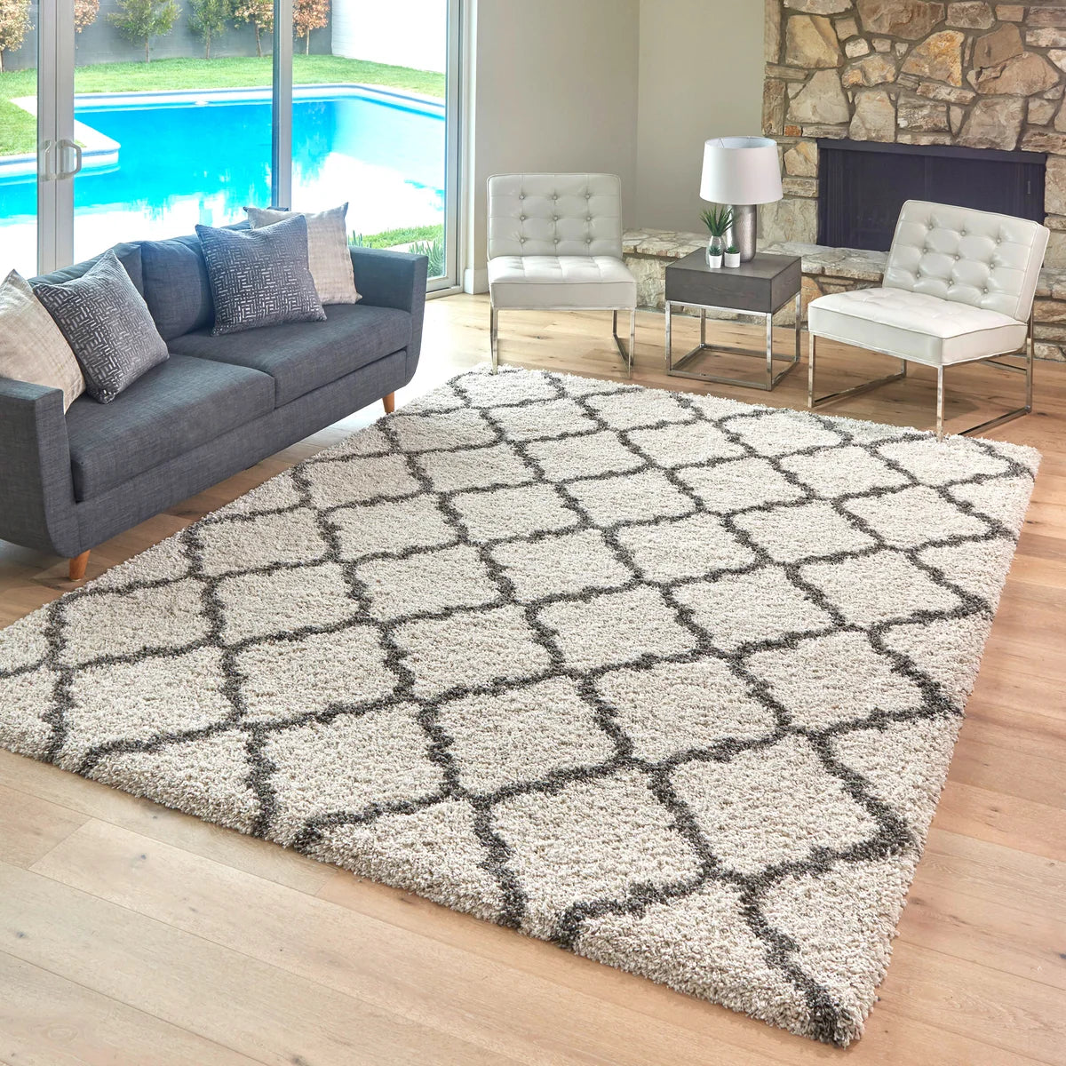 Thomasville 5.3X7.5 Cream Marketplace Luxury Shag Rugs - Retail $159