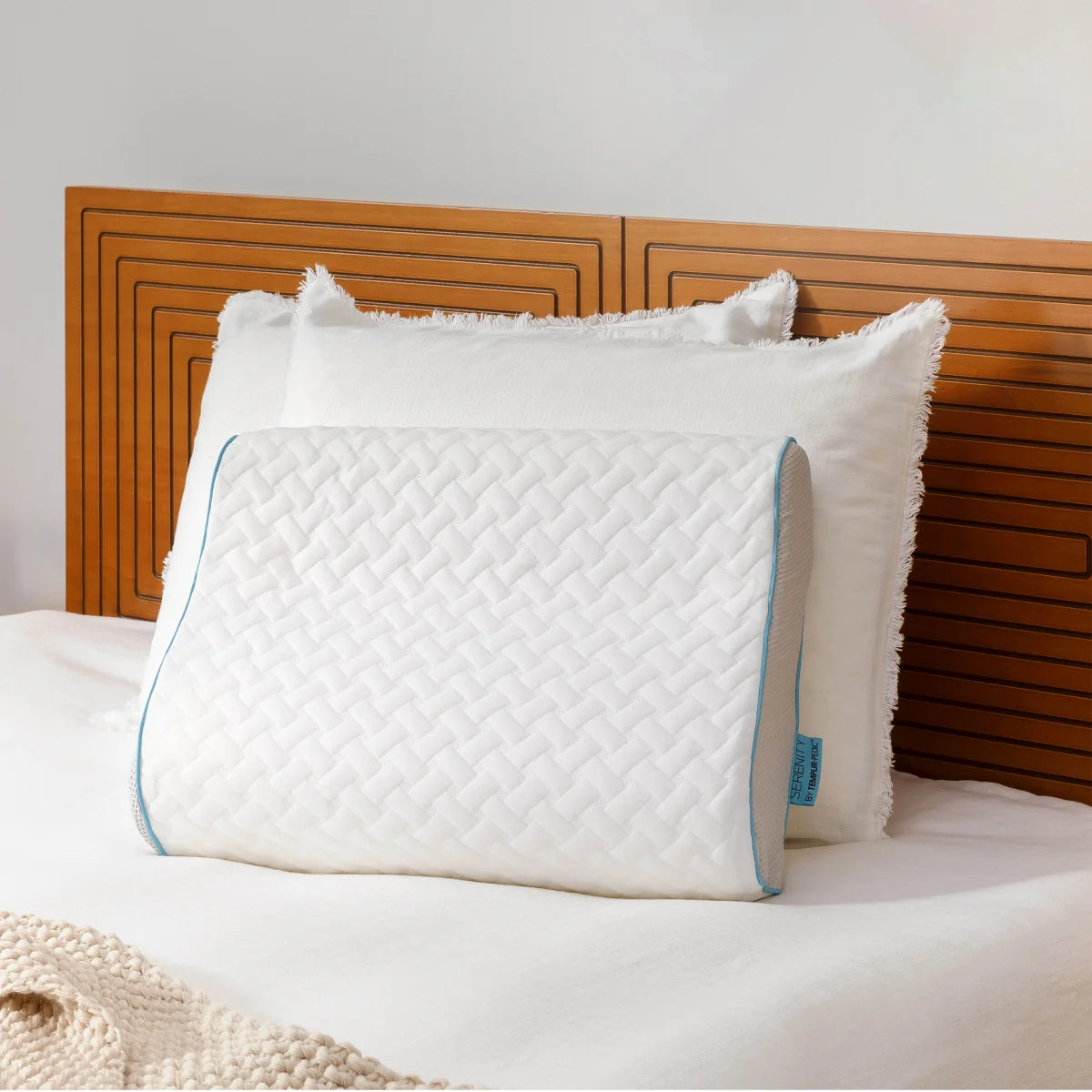 Serenity by Tempur-Pedic Contour Memory Foam Pillow - Retail $39