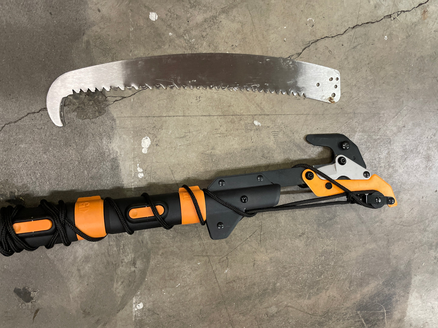 Costco - Power-lever Extendable Pole Saw & Pruner, 7' - 16' - Retail $70