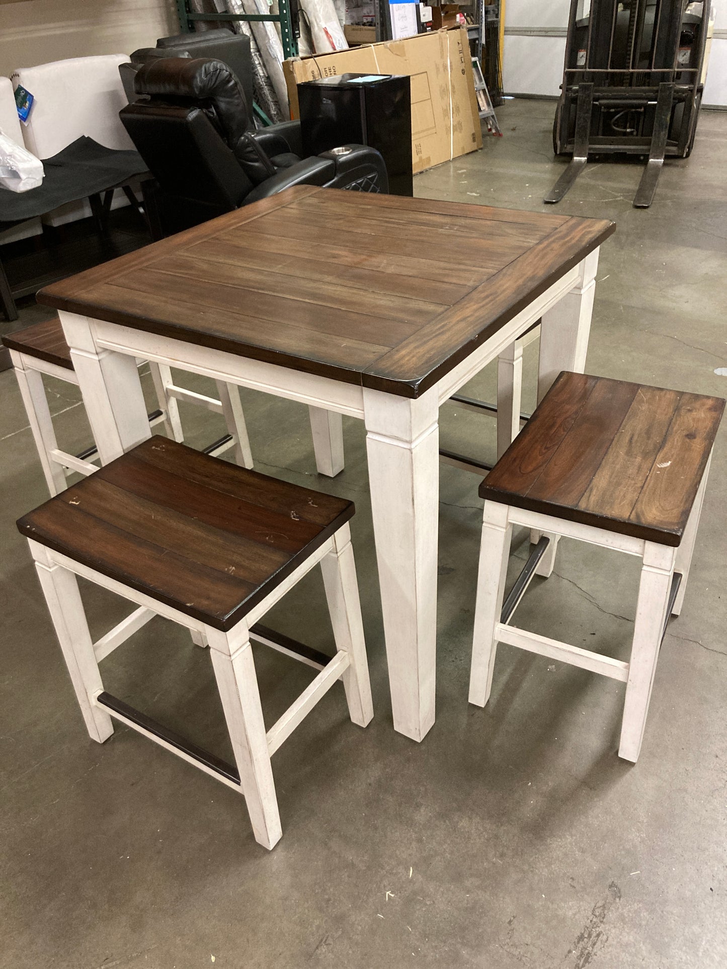 Costco - Pike & Main Gibson 5 Piece Dining Set - Retail $399 Default Title