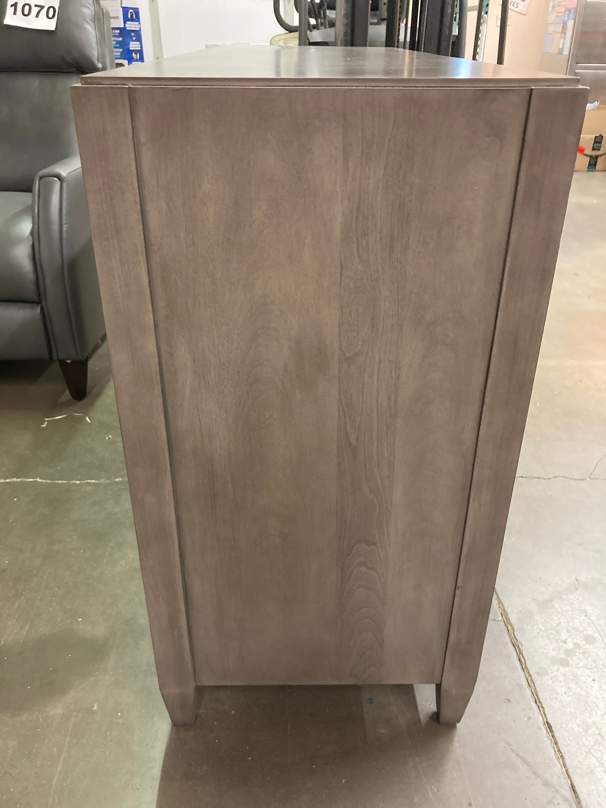 Costco - Tresanti Jayden 52" Accent Console - Retail $849 Default Title