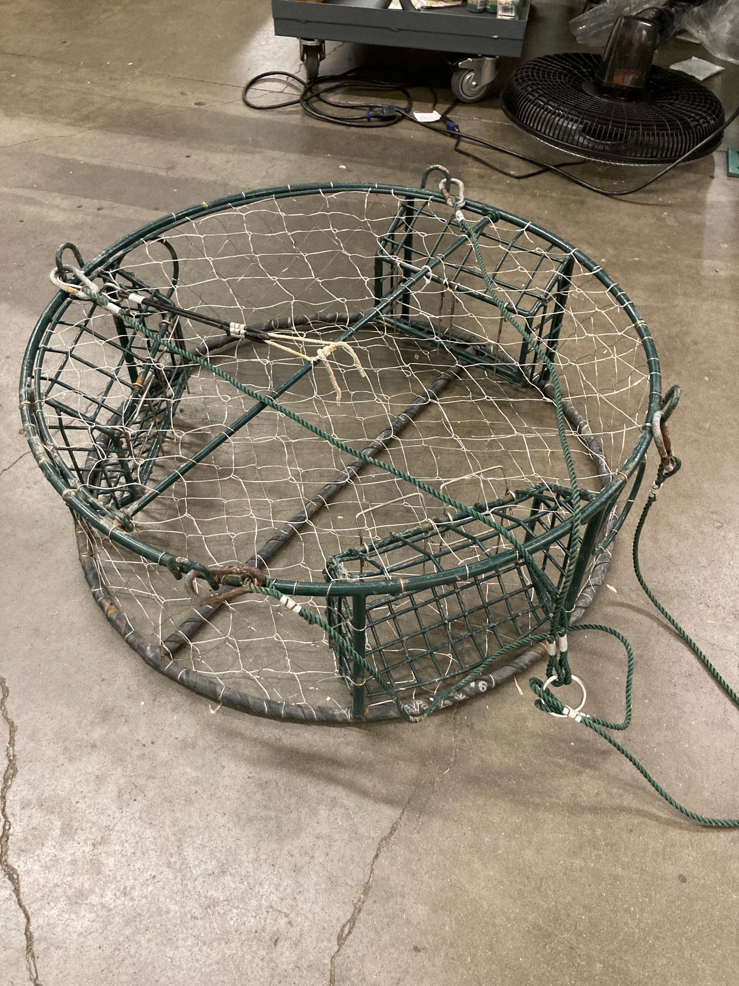 Beaumac 30″ x 10″ Rubber Wrapped Commercial Crab Trap - Retail $154