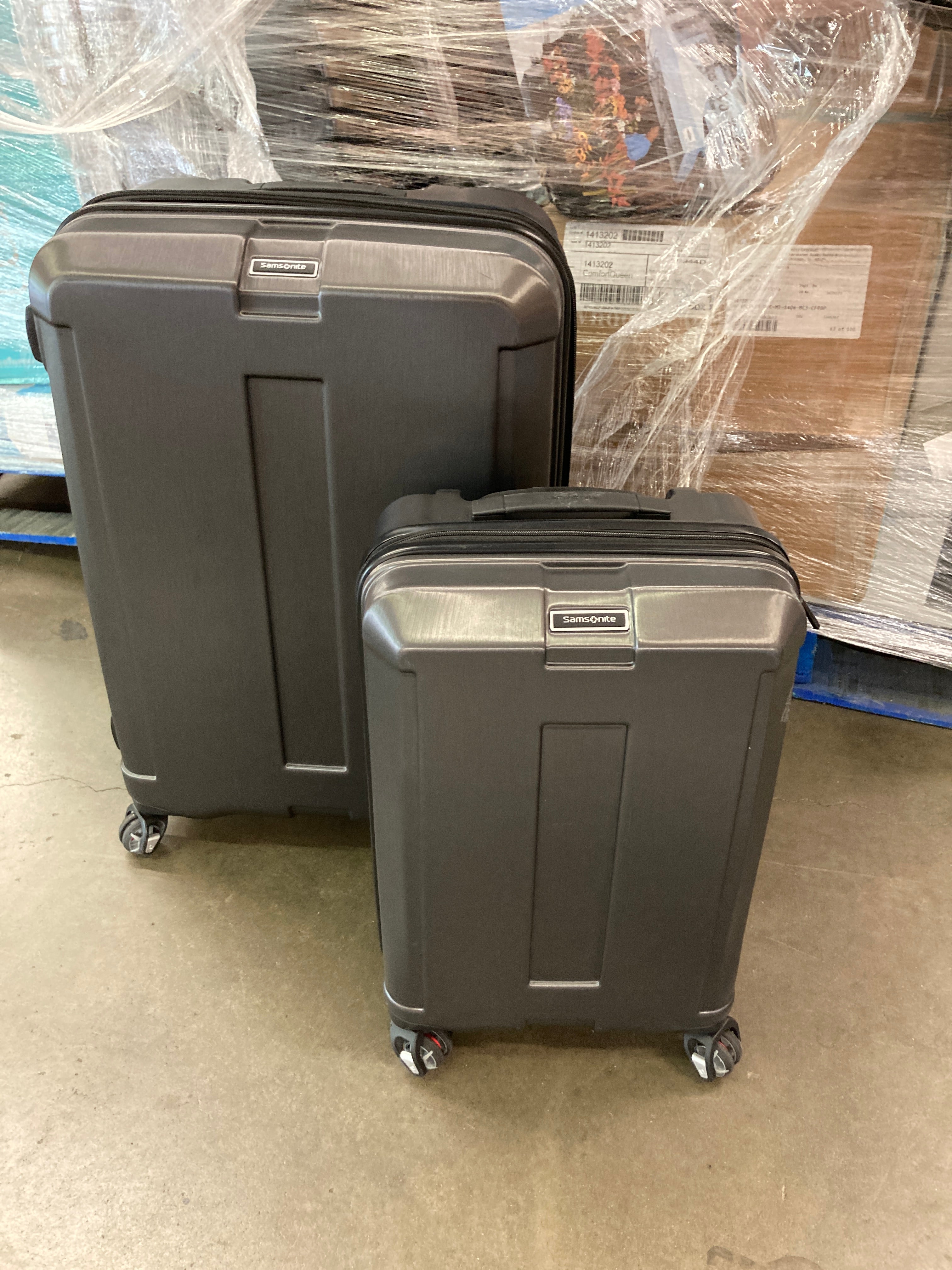 Costco Samsonite Carbon Elite 2 piece Hardside Spinner Set Retai PDX Deals