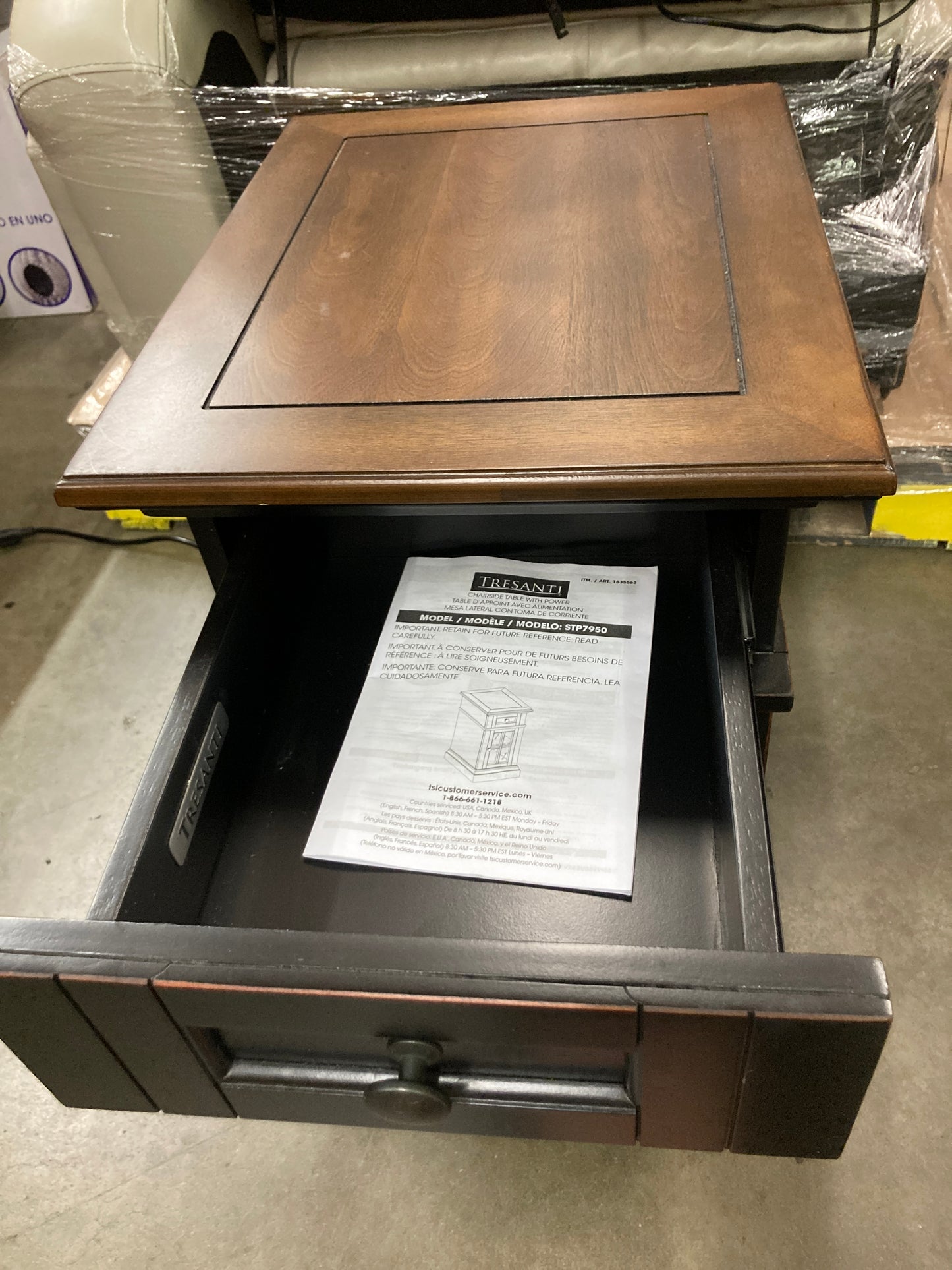 Like NEW - Costco - Tresanti Nathaniel Chairside Table with Power - Retail $139