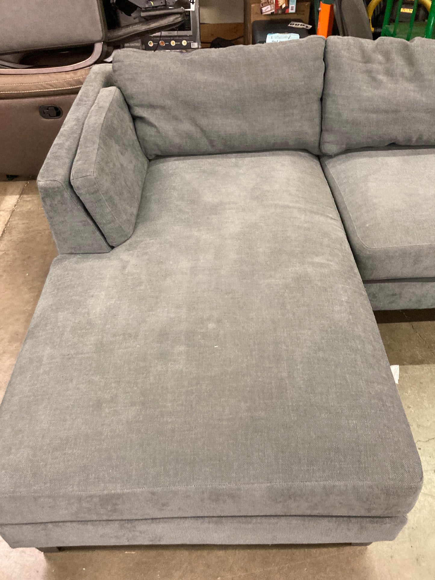 Costco - Ellery Fabric Sectional with Ottoman - Retail $799