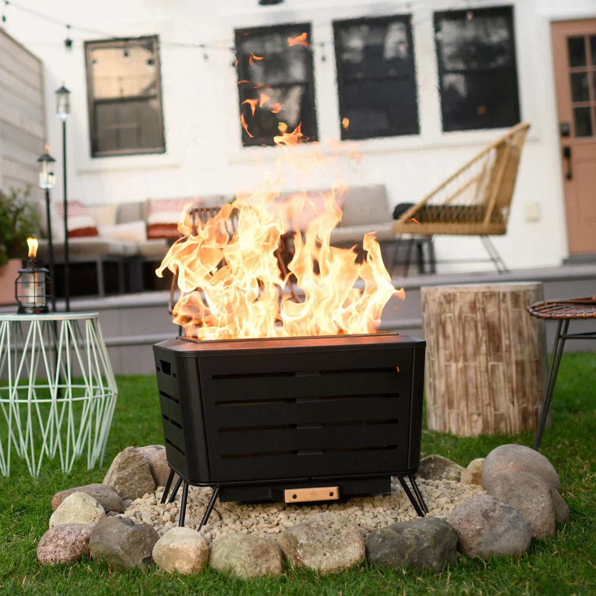 TIKI Brand 21.5" Retreat Smokeless Fire Pit - Retail $99