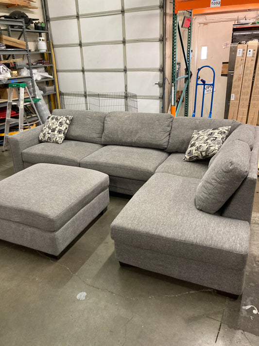 Costco - Maycen Fabric Sectional, Right Facing - Retail $1999