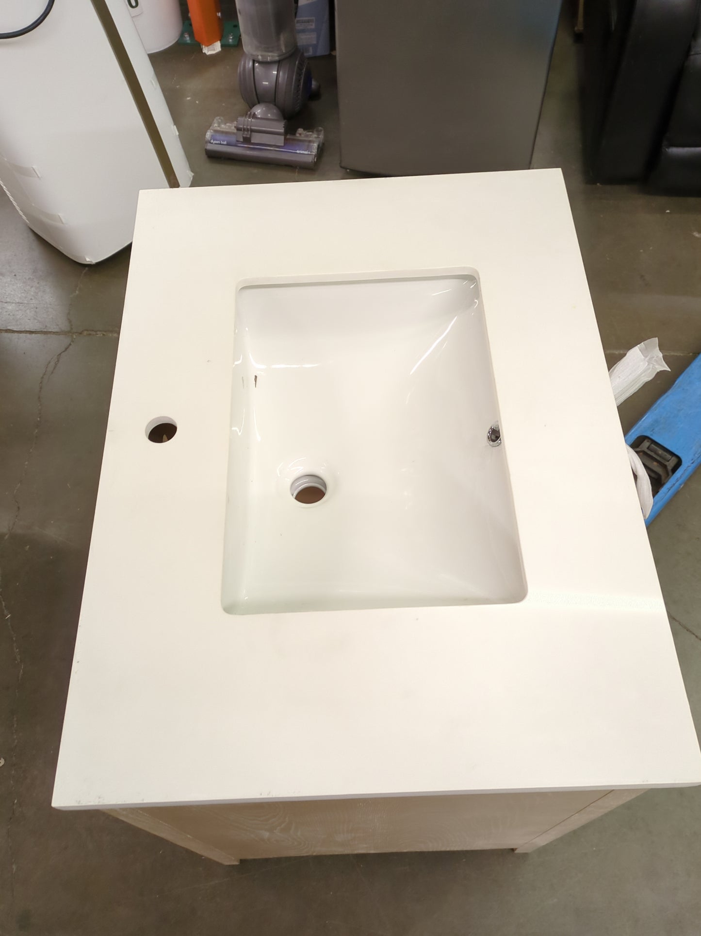 Costco - OVE Nelson 30" Bathroom Vanity