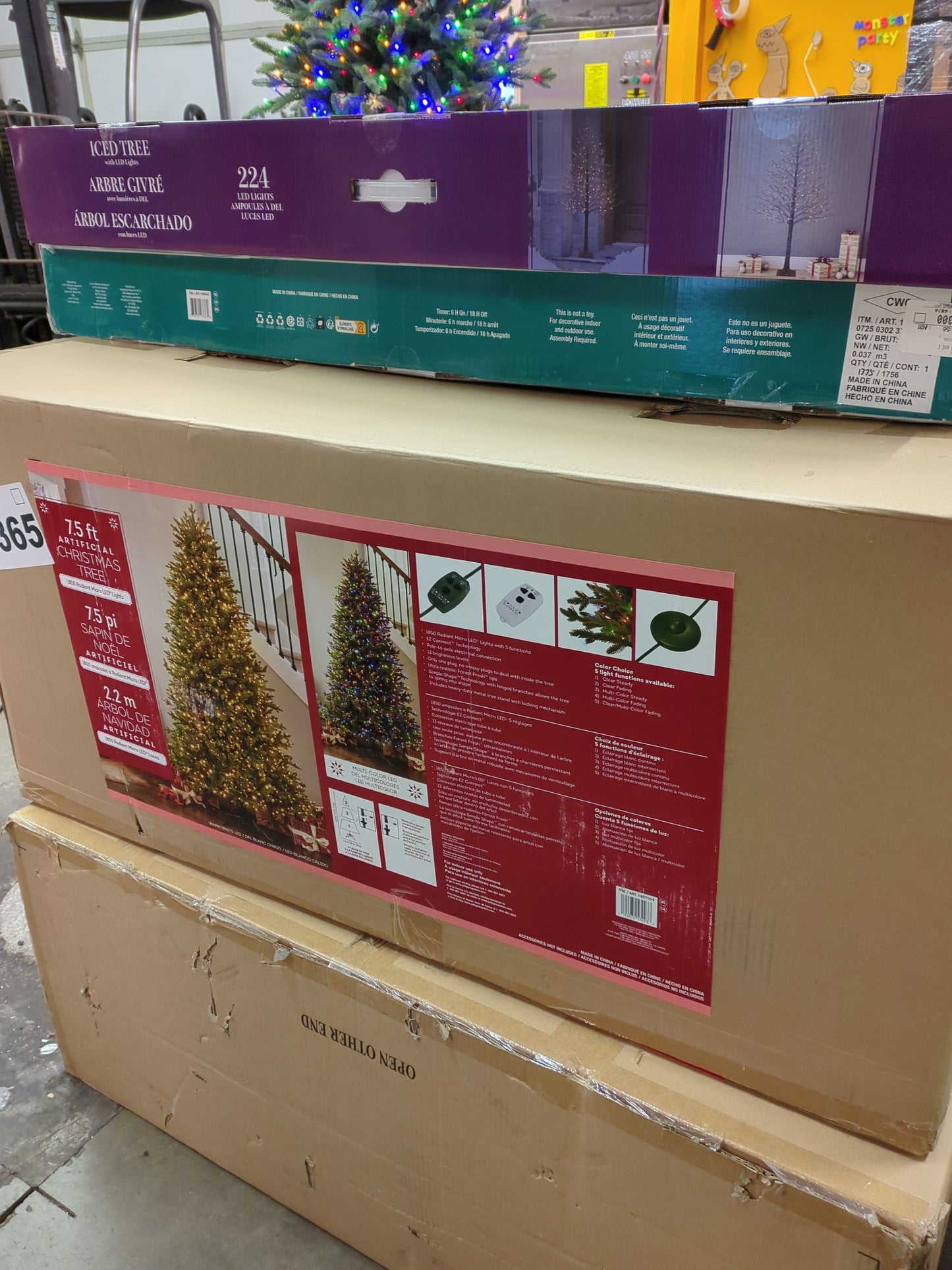 Costco - 7.5′ Pre-Lit Radiant Micro LED Artificial Christmas Tree - Retail $499