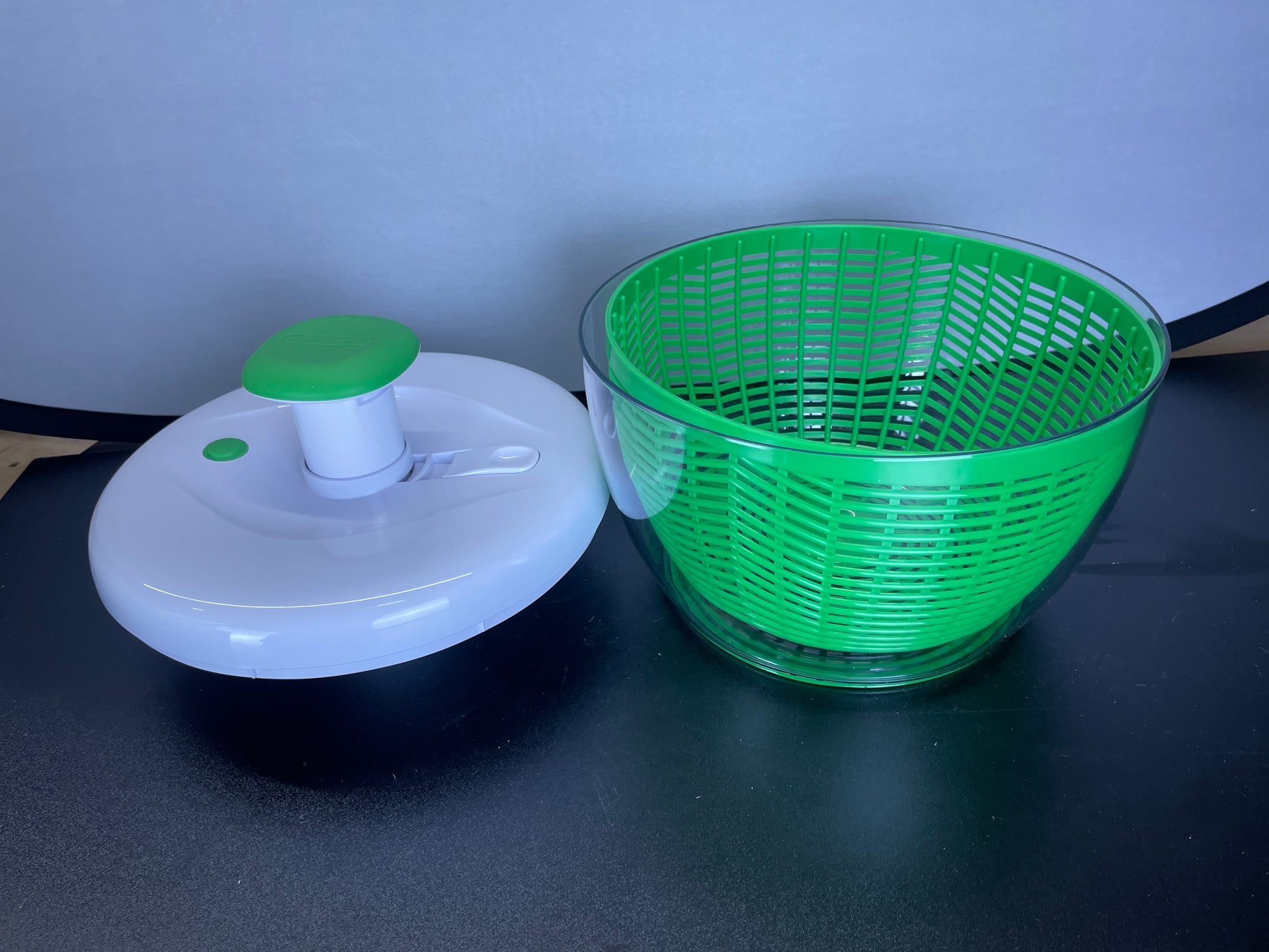 Faberware Salad Spinner - Retail $17