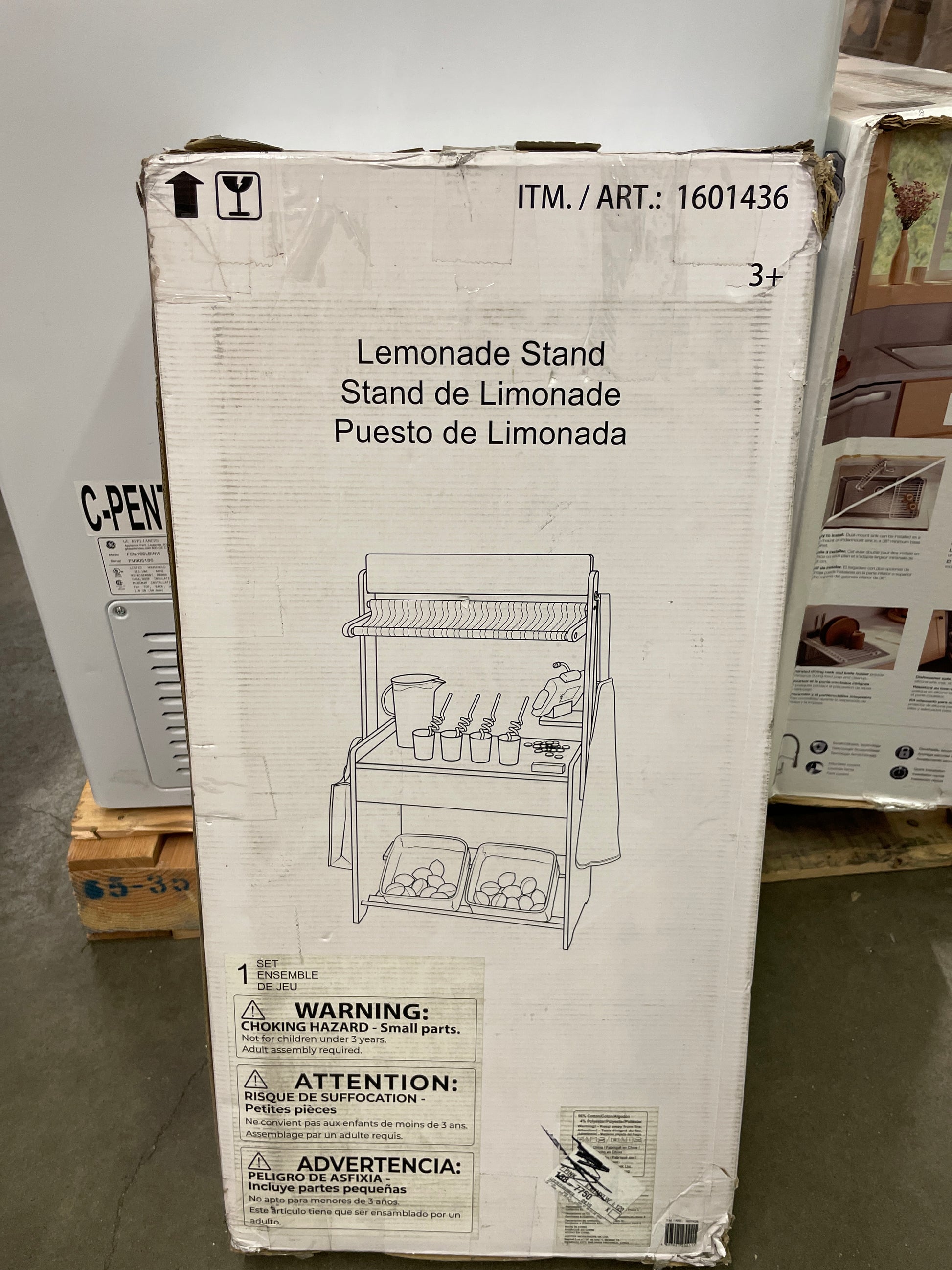 Costco - Wooden Lemonade Stand & Accessories - Retail $68