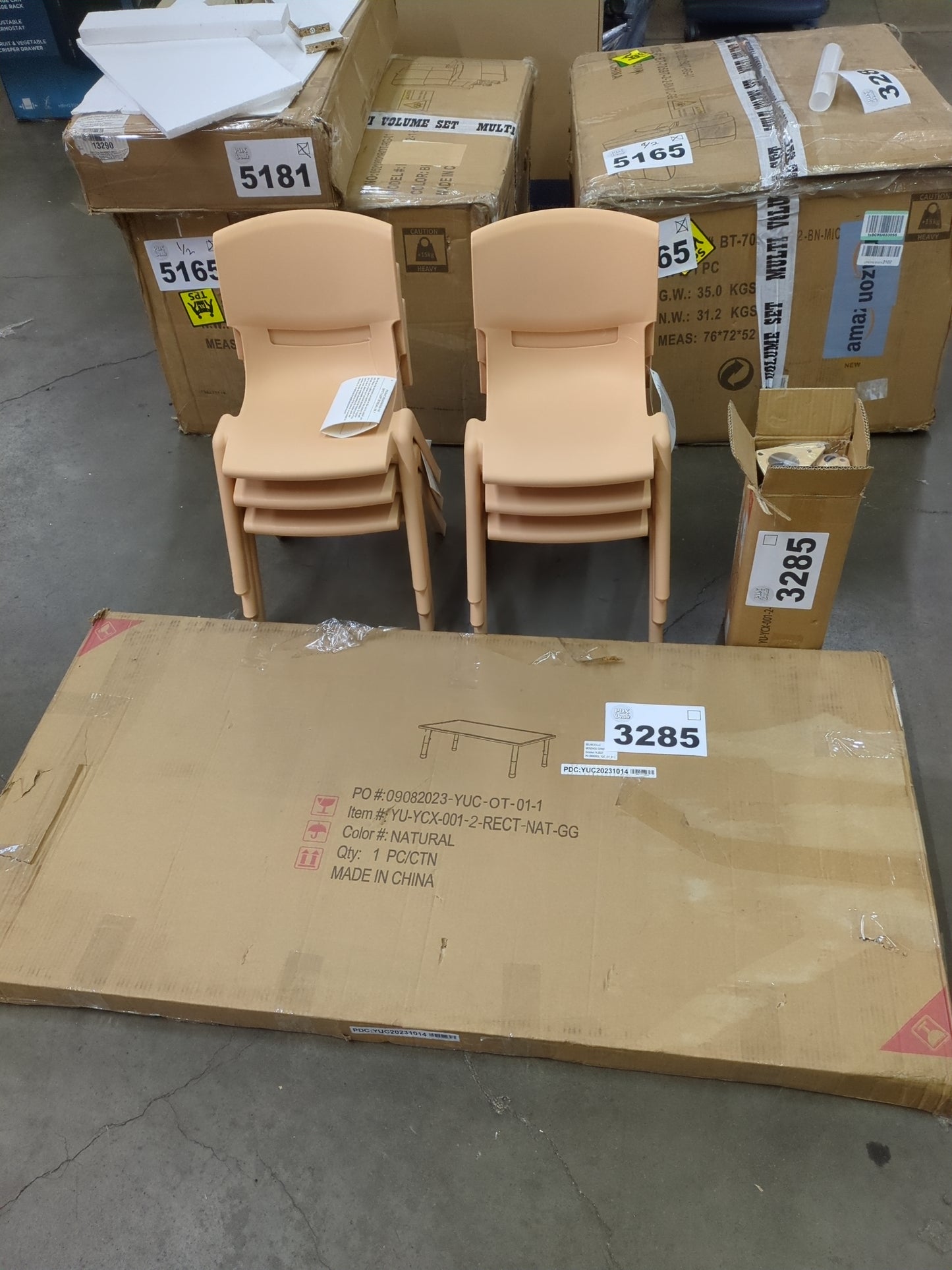 NEW - Flash Furniture - 6 Stackable Chairs, Natural - Retail $80