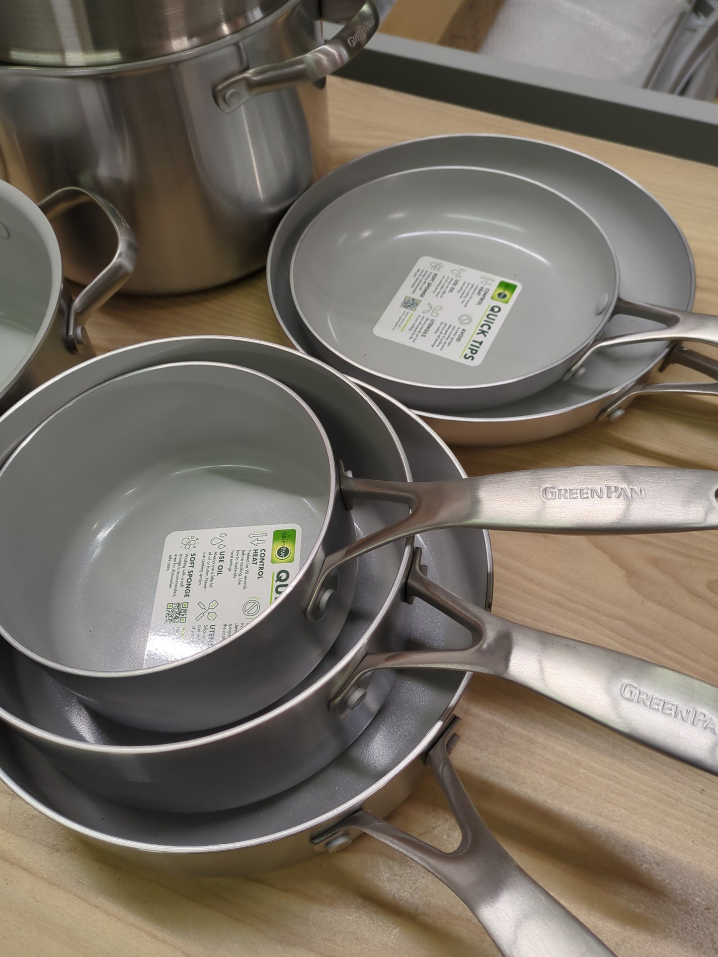 NEW - GreenPan Venice Pro 13-Piece Ceramic Non-Stick Cookware Set - Retail $319