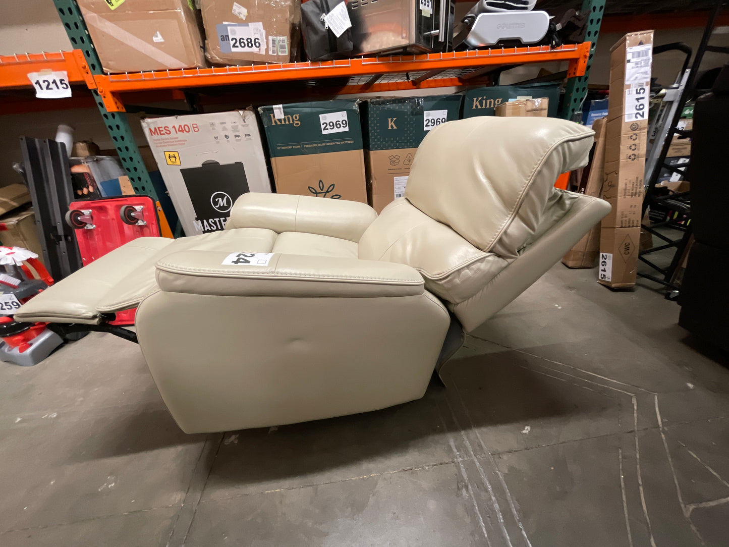 Costco - Barcalounger Columbia Leather Power Recliner with Power Headrest - Retail $799