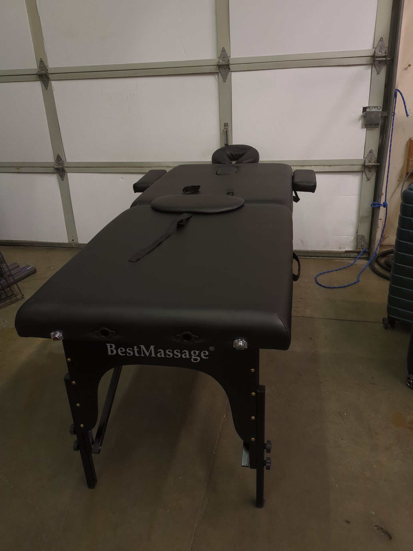 Costco - Best Massage Two-Fold Portable Massage Table BMC100 - Retail $149