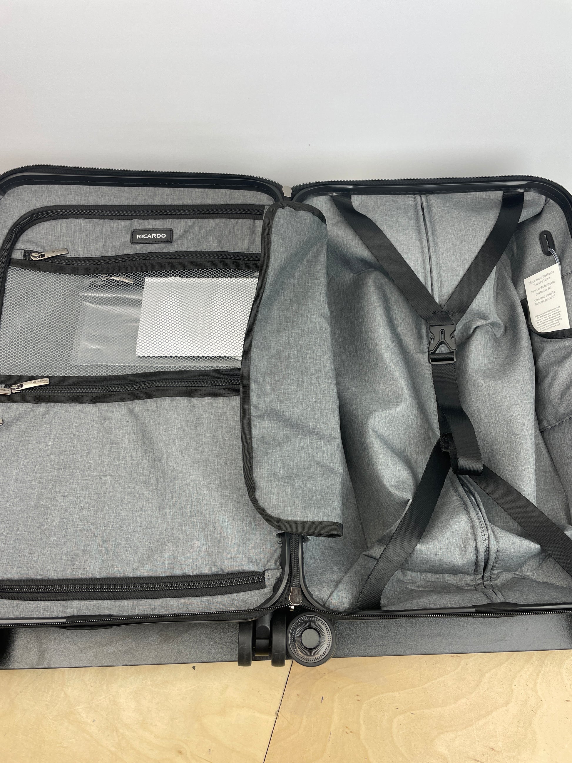 RICARDO LUGGAGE HS - Retail $79