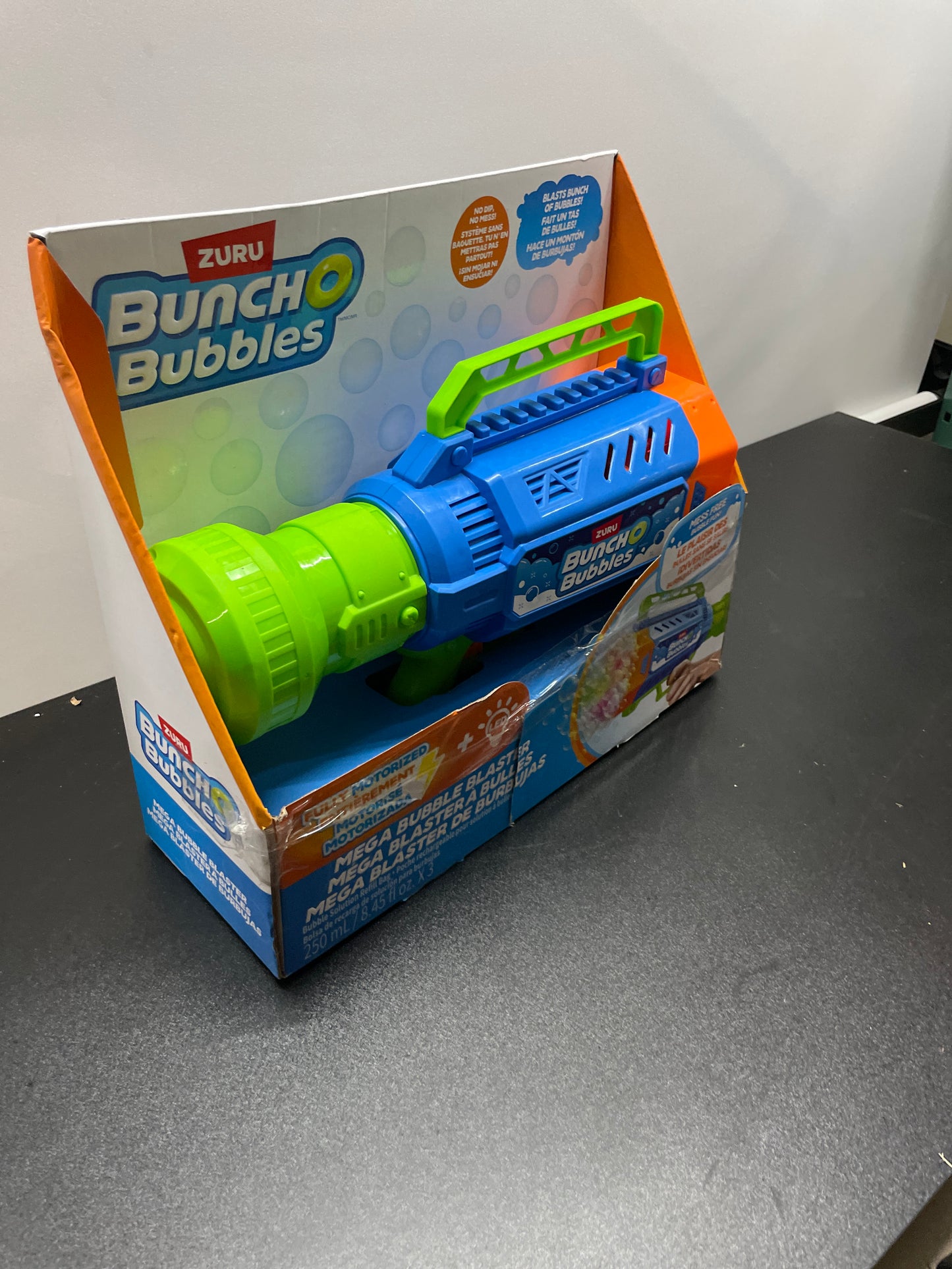 BUNCH O BUBBLES BLASTER - Retail $19