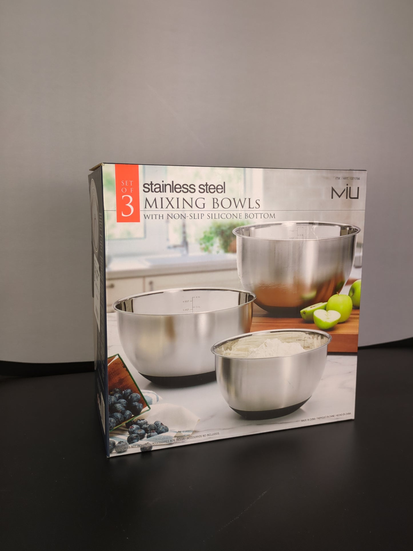 MIU Stainless Steel Mixing Bowls, Set of 3 - Retail $20