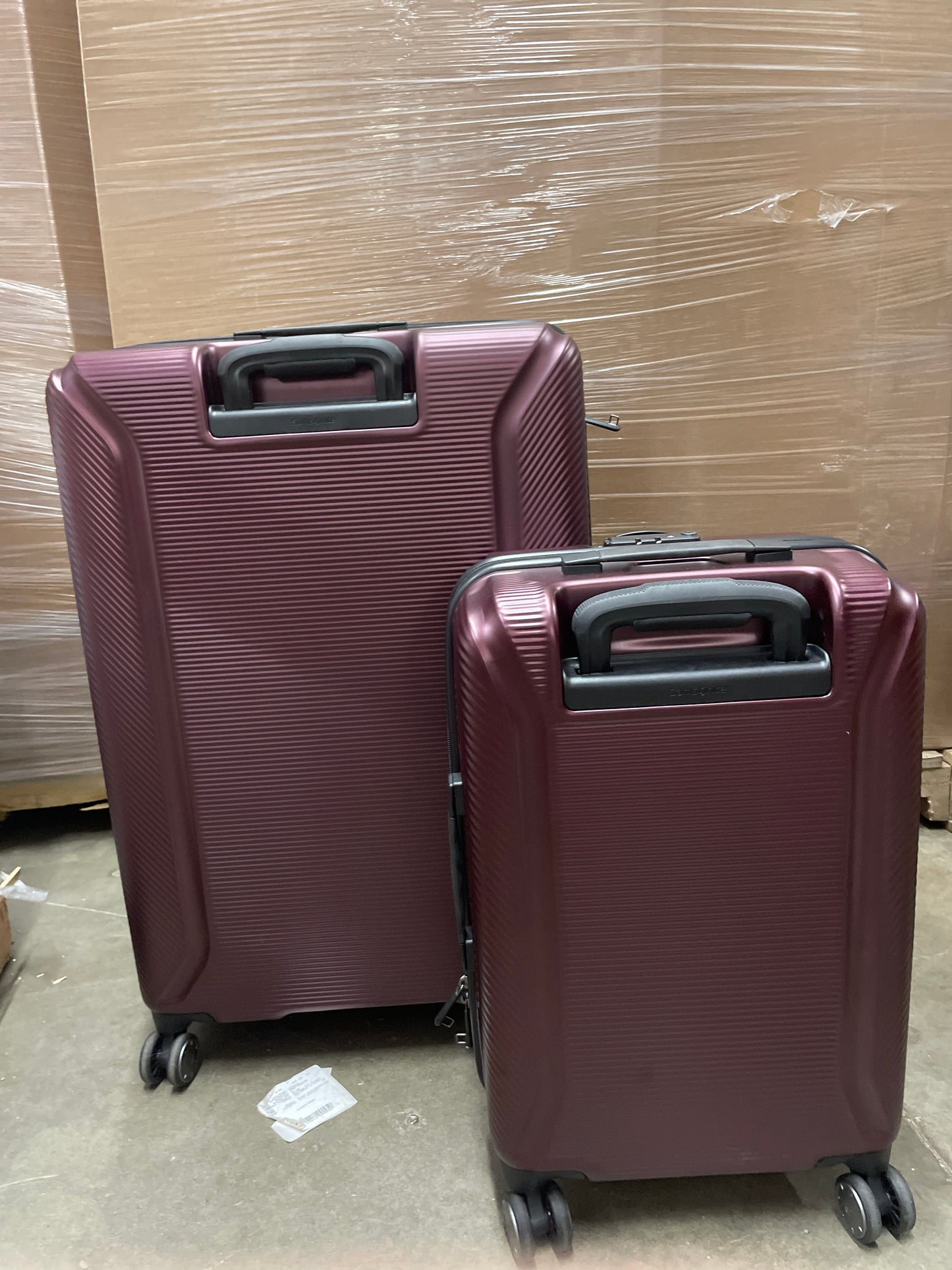 Samsonite Element Red XLT Luggage 2 Piece Set - Retail $199