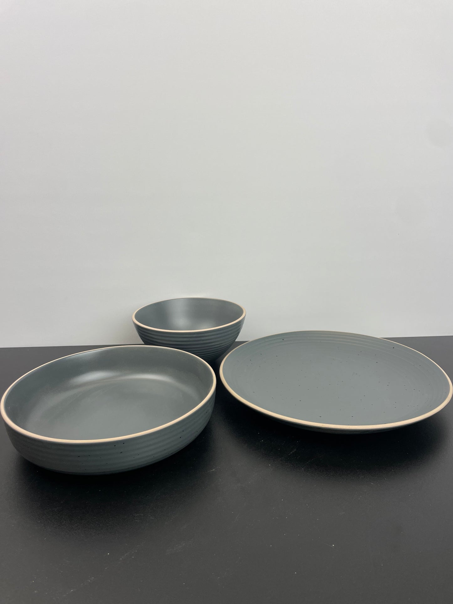 S+L LAUREN DINNERWARE - Retail $59