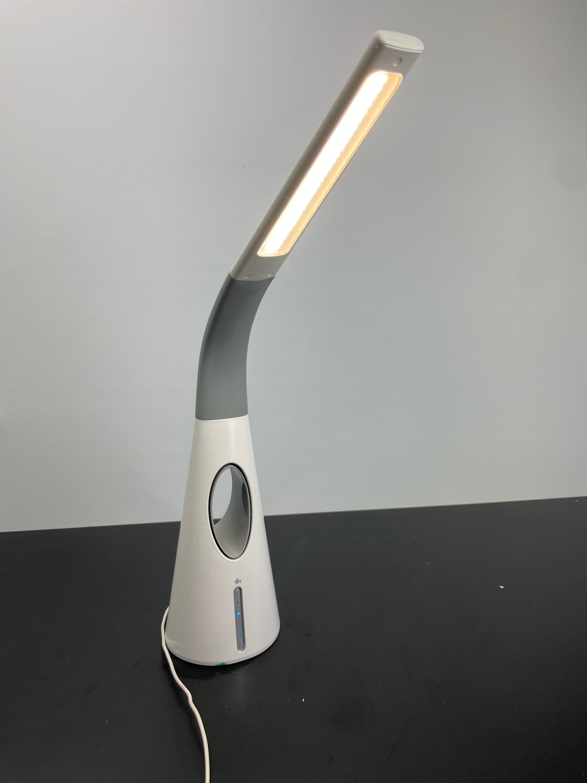 ULTRABRITE LED DESK LAMP - Retail $29