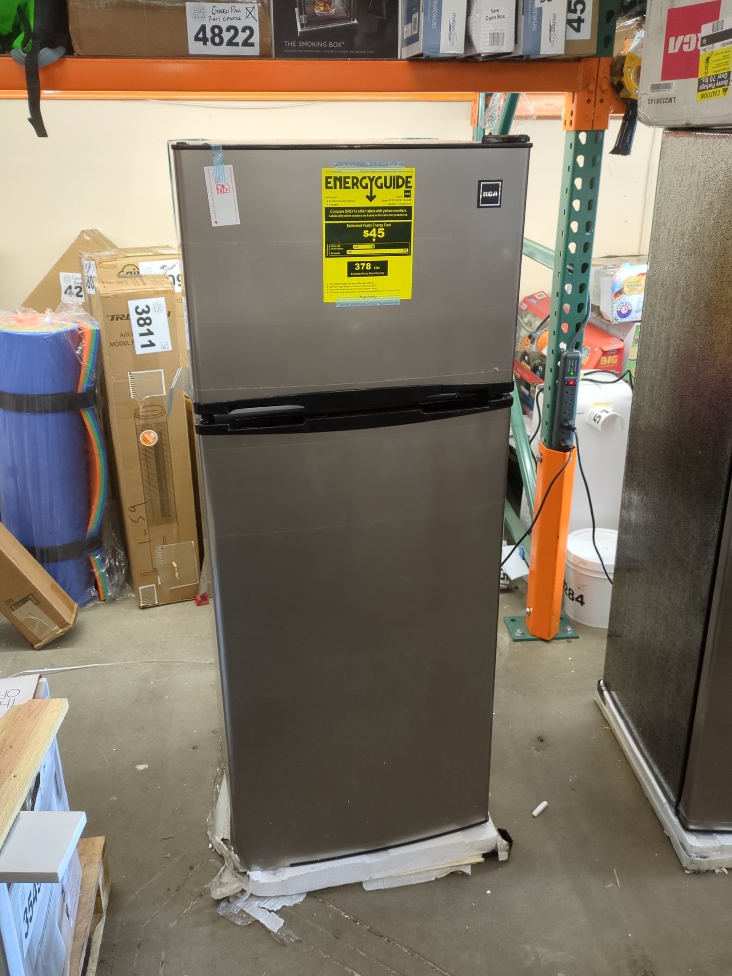 RCA RFR725 2 Door Apartment Size Refrigerator with Freezer, Stainless,7.5 cu ft - Retail $199